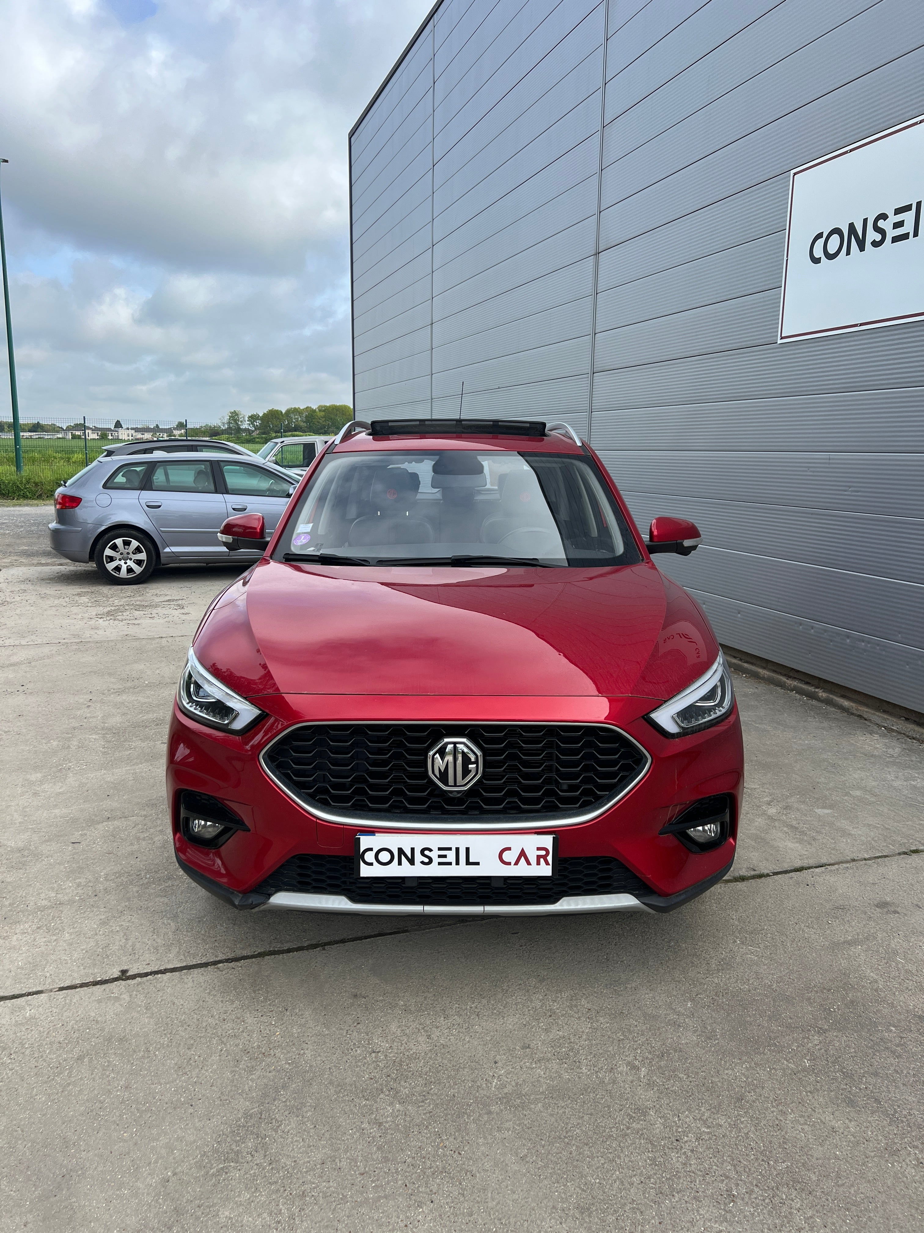 MG ZS LUXURY 1.0 T-GDI 110CH MG ZS LUXURY 1.0 T-GDI 110CH