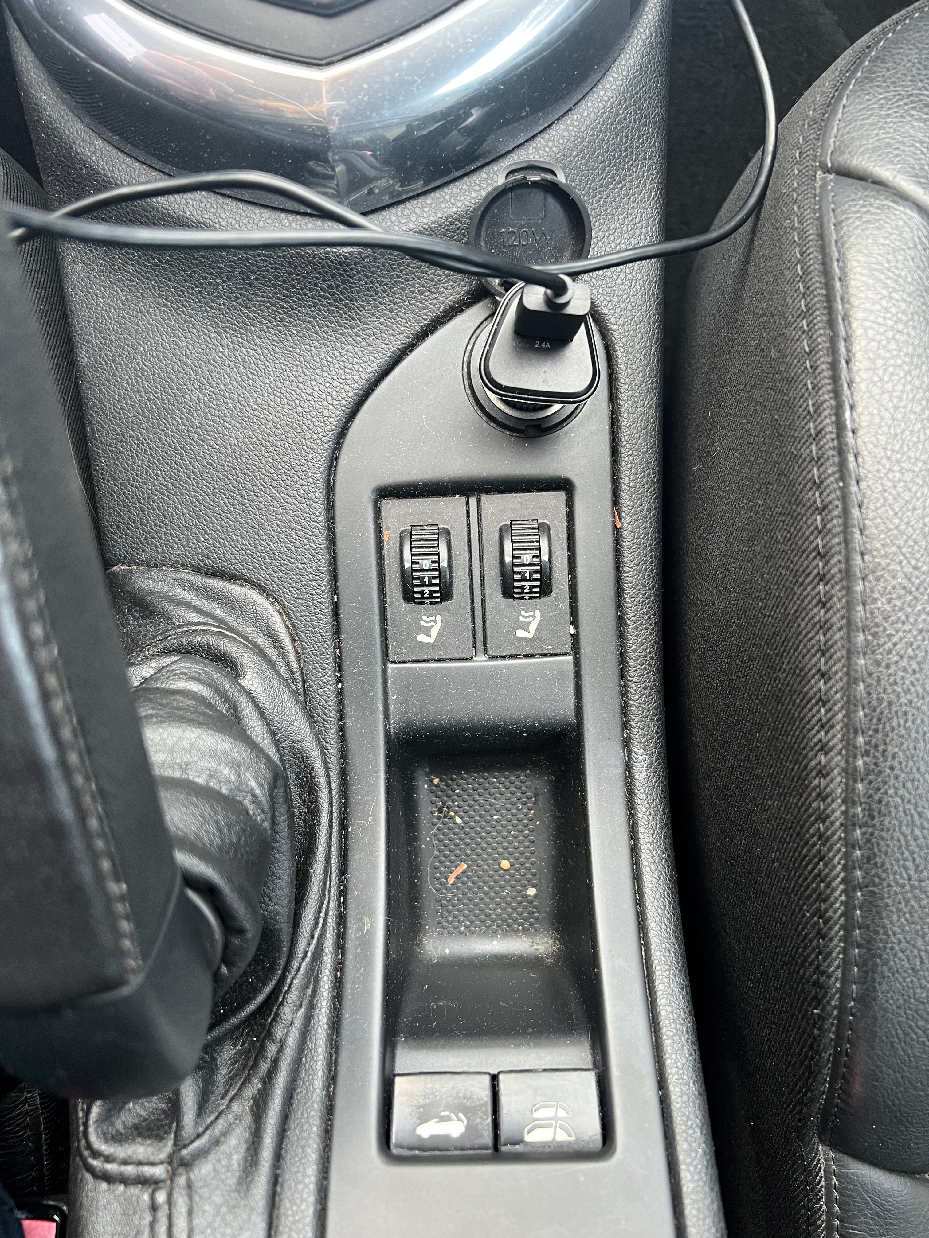 Peugeot 308CC 2.0 HDI 136 Féline Peugeot 308CC 2.0 HDI 136 Féline