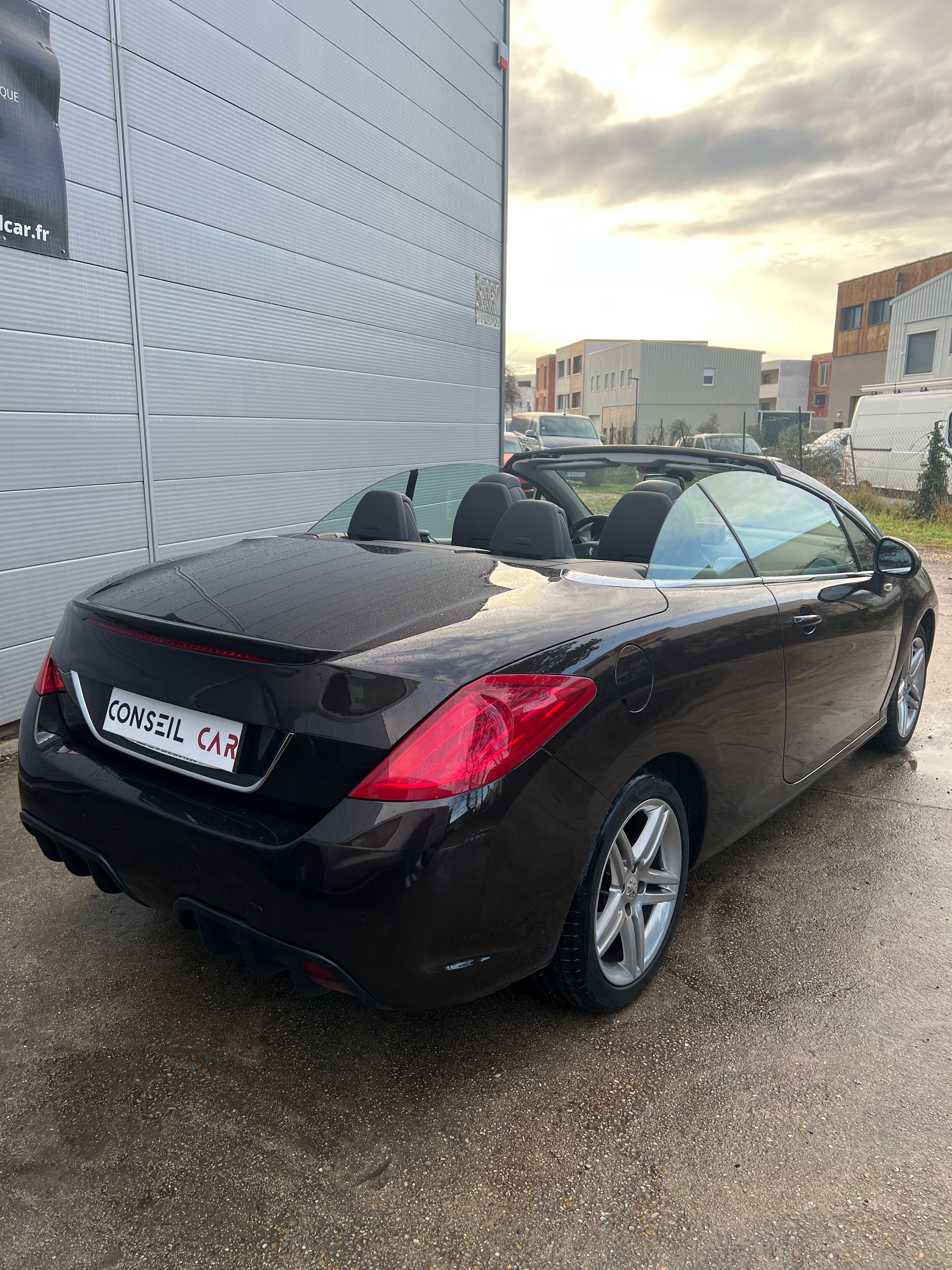 Peugeot 308CC 2.0 HDI 136 Féline Peugeot 308CC 2.0 HDI 136 Féline