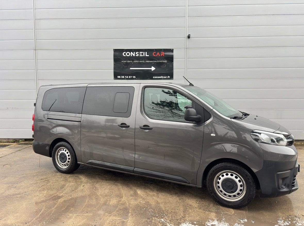 Toyota Proace 1.5D 120CH 9 places Toyota Proace 1.5D 120CH 9 places