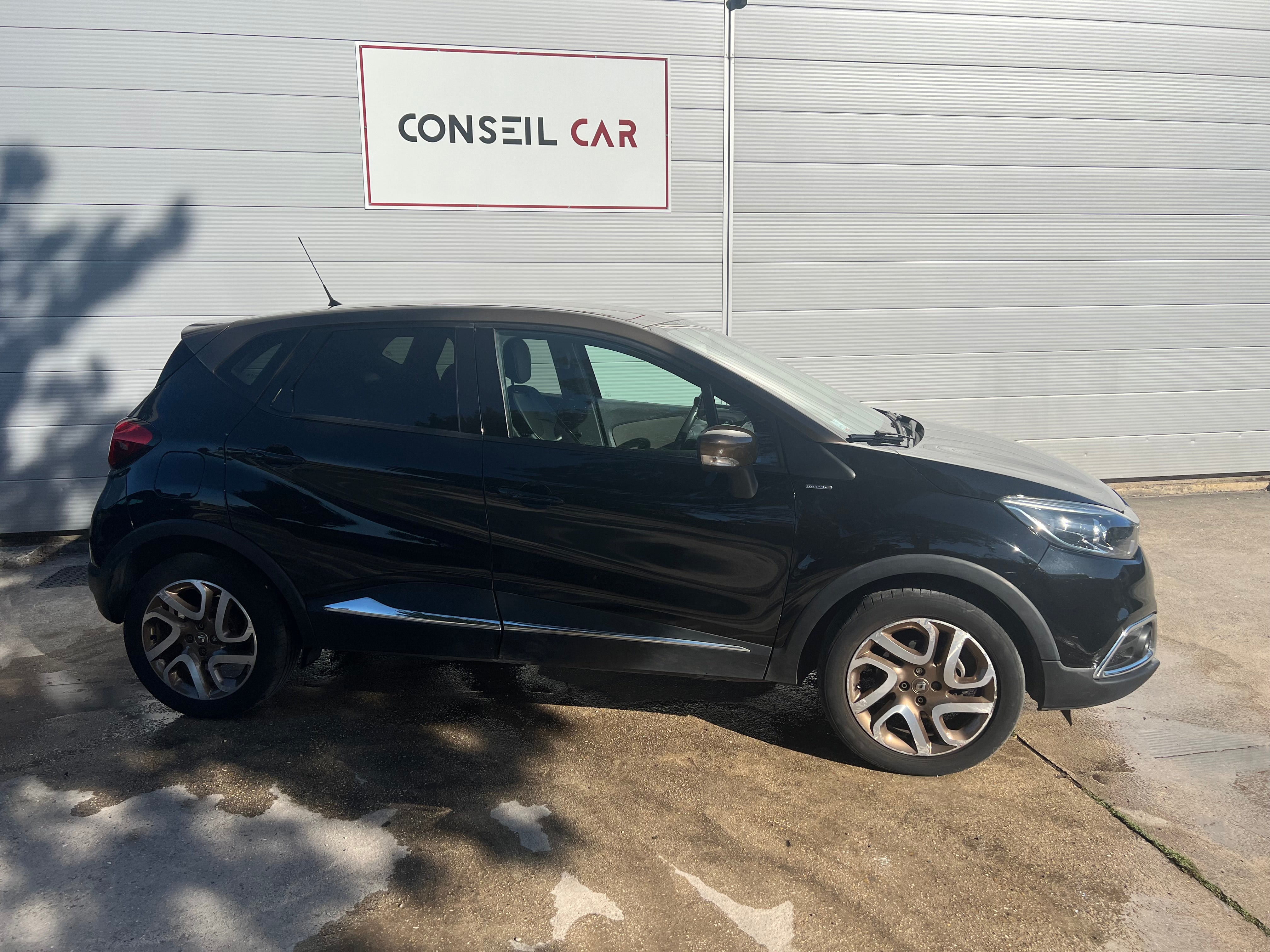 Renault Captur 1.2 TCE 120CH Hypnotic Renault Captur 1.2 TCE 120CH Hypnotic