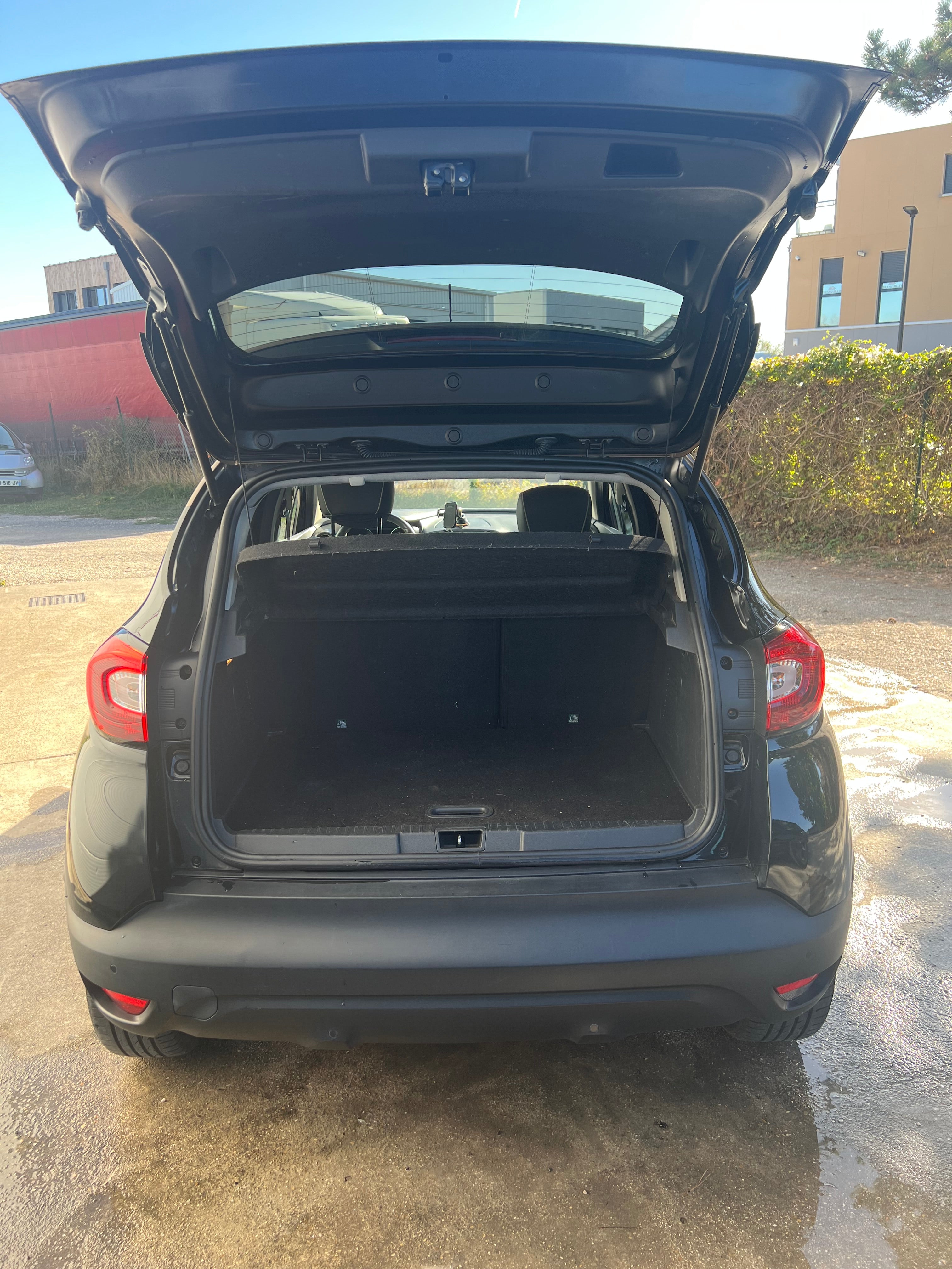 Renault Captur 1.2 TCE 120CH Hypnotic Renault Captur 1.2 TCE 120CH Hypnotic