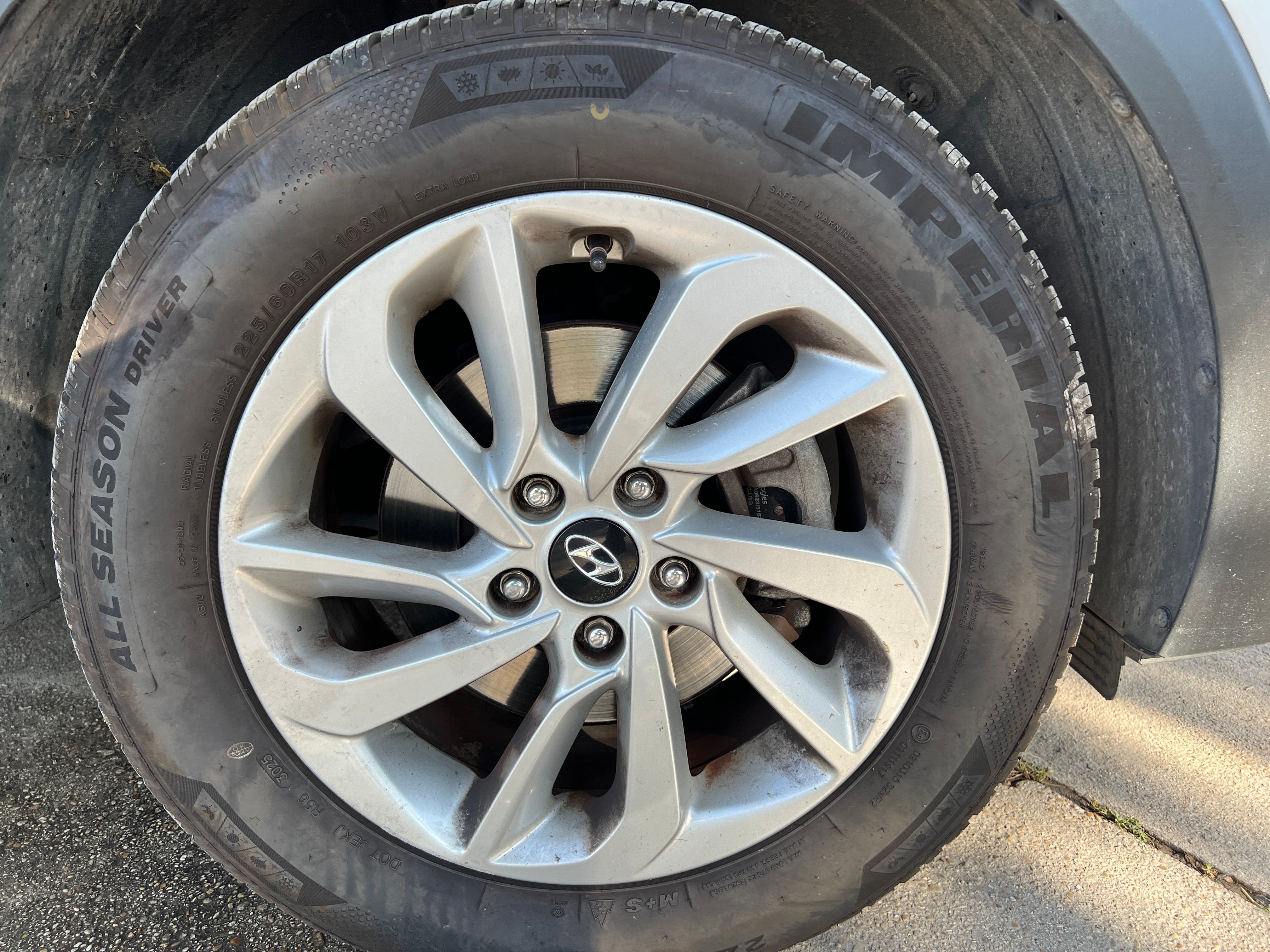Hyundai Tucson 1.7 CRDI 115CH Hyundai Tucson 1.7 CRDI 115CH