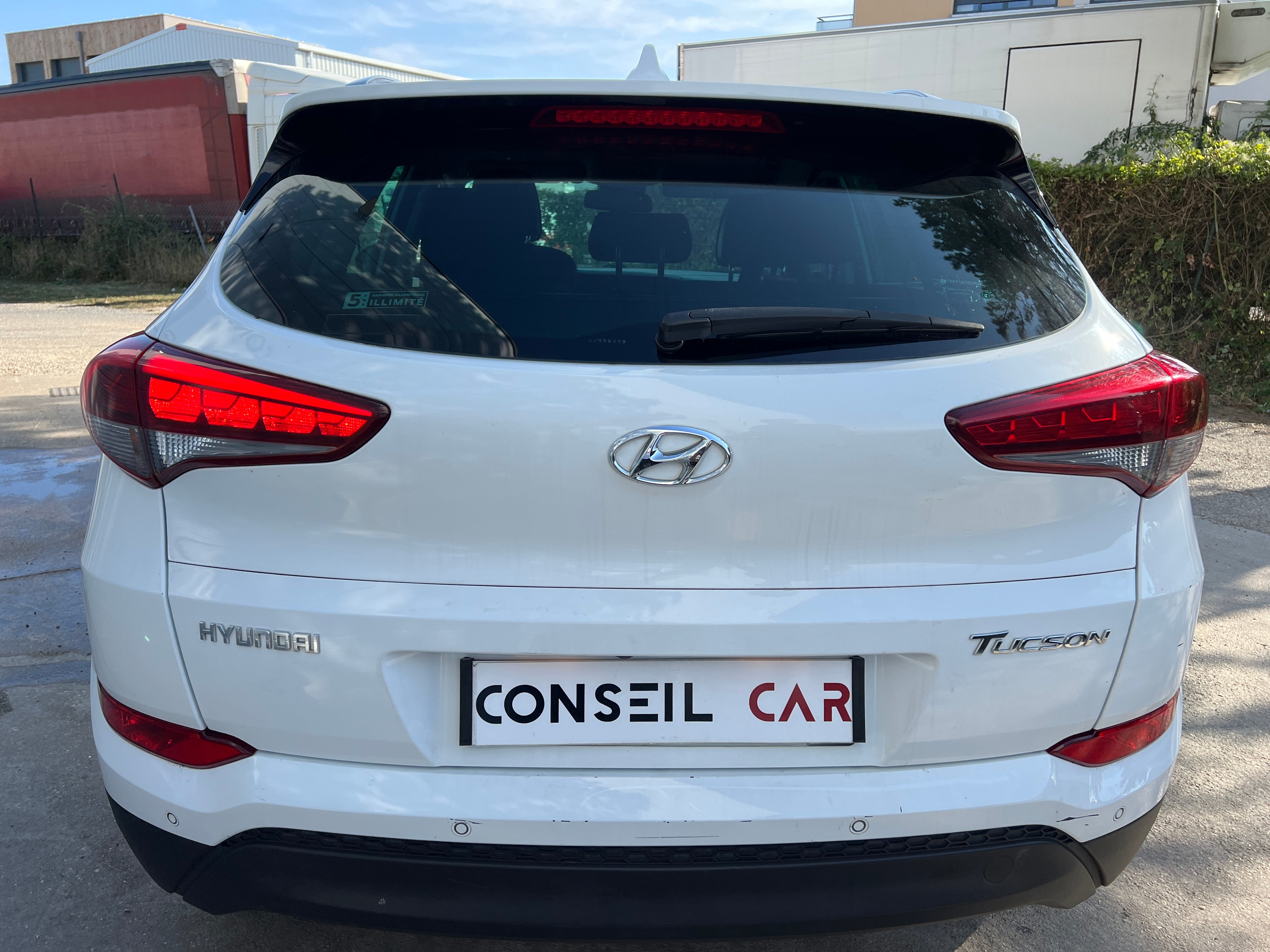 Hyundai Tucson 1.7 CRDI 115CH Hyundai Tucson 1.7 CRDI 115CH