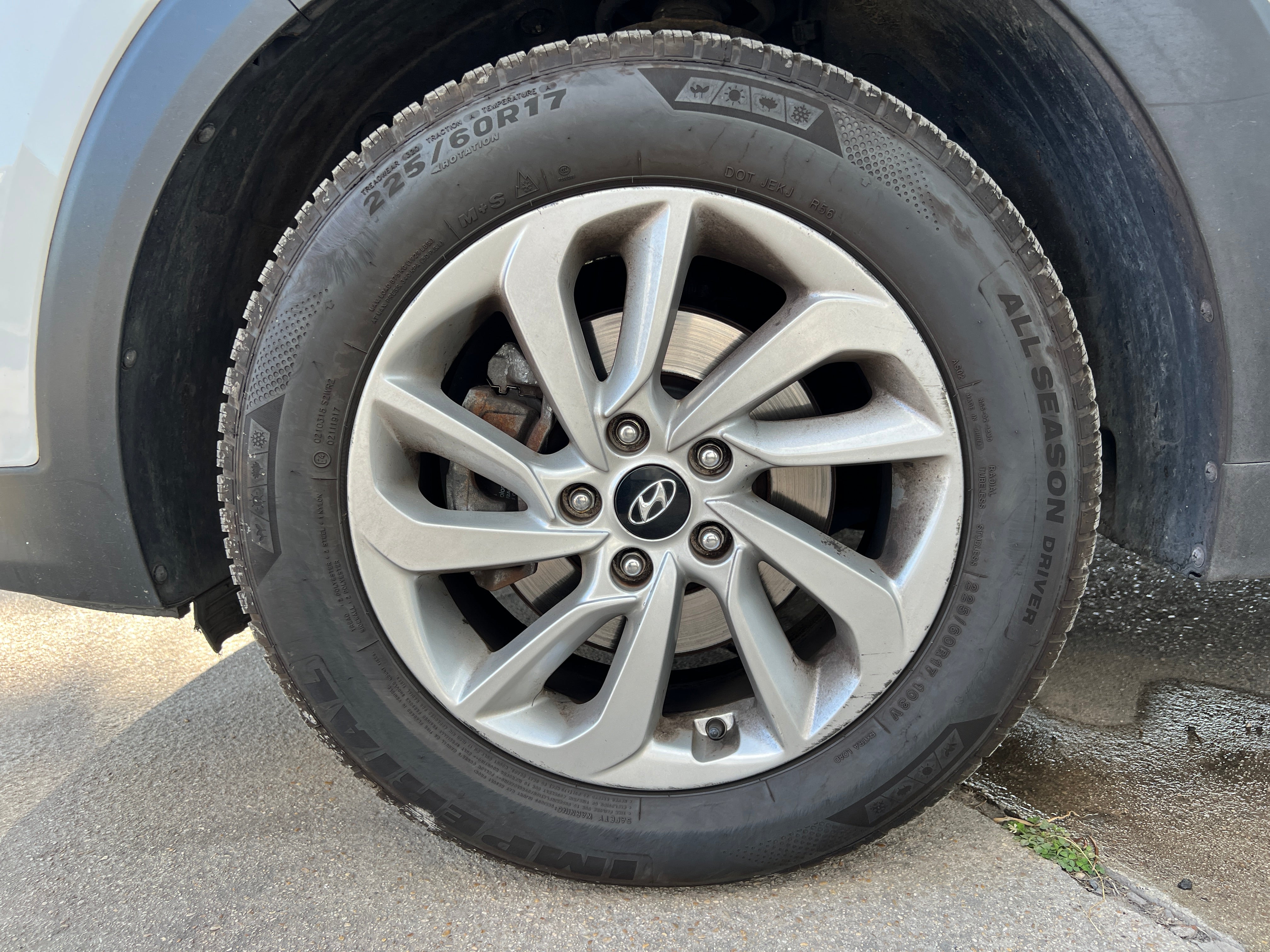 Hyundai Tucson 1.7 CRDI 115CH Hyundai Tucson 1.7 CRDI 115CH