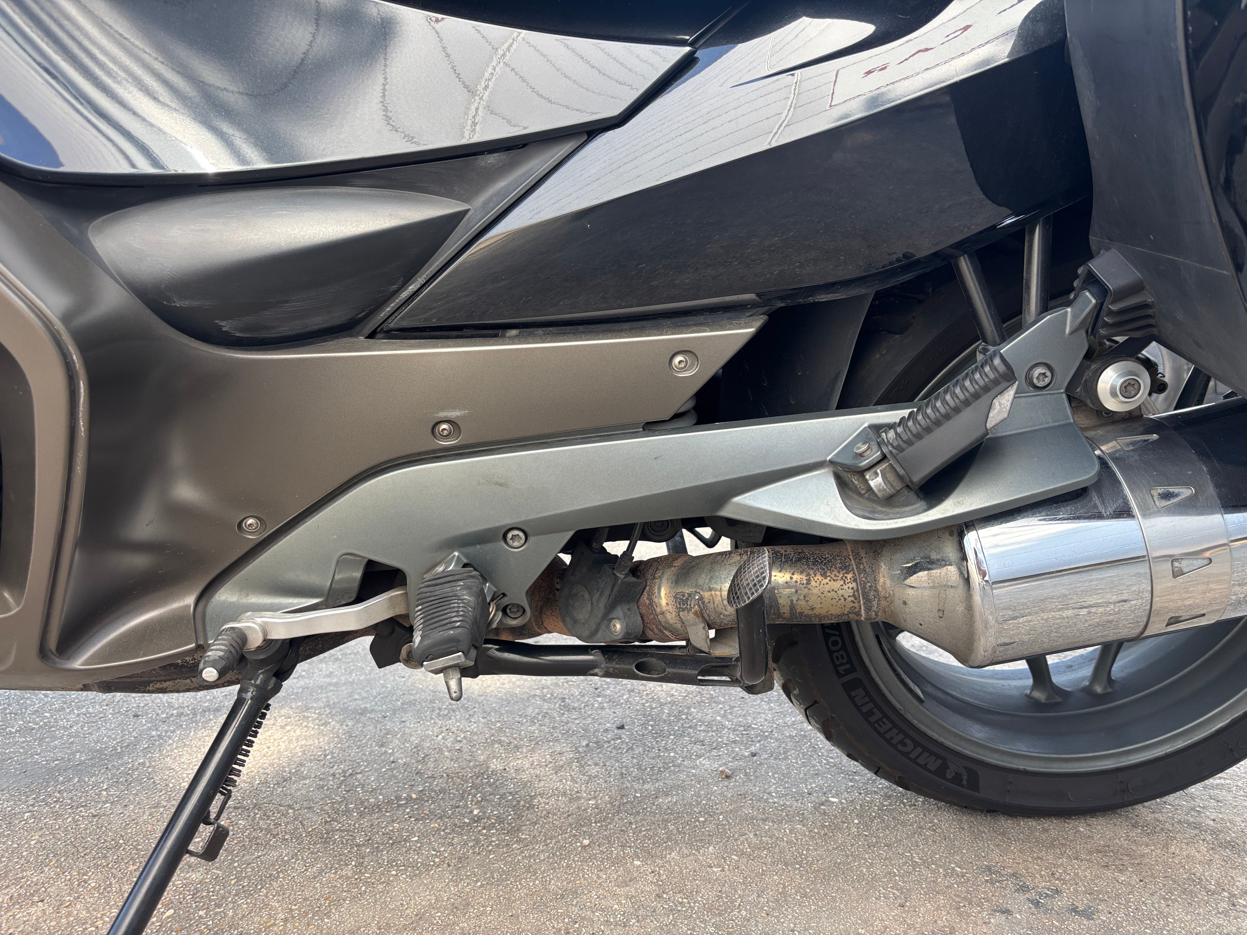 BMW R 1200 RT BMW R 1200 RT