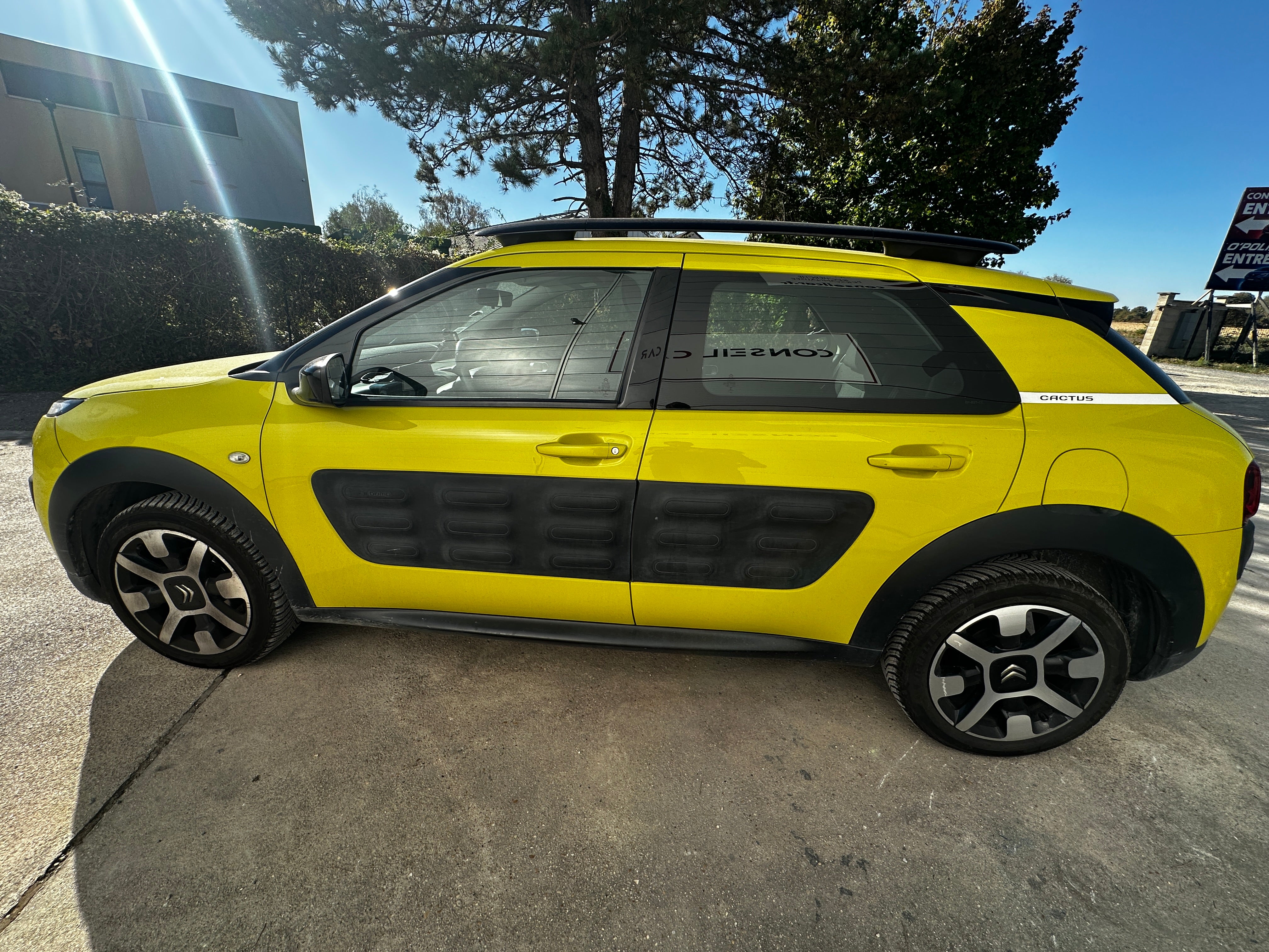 Citroen C4 Cactus 1.2 VTI 80 FEEL EDITION TRENDY Citroen C4 Cactus 1.2 VTI 80 FEEL EDITION TRENDY