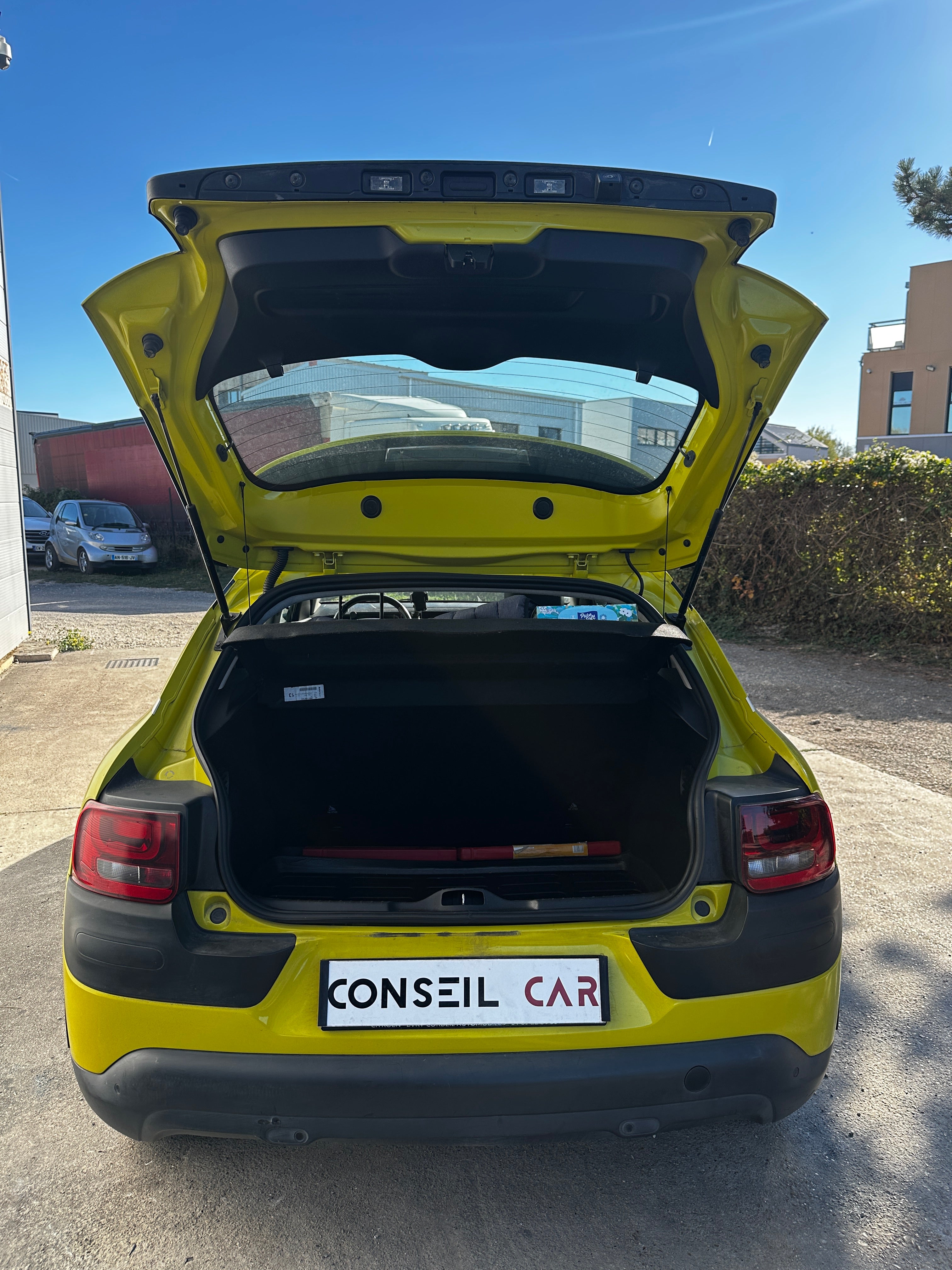 Citroen C4 Cactus 1.2 VTI 80 FEEL EDITION TRENDY Citroen C4 Cactus 1.2 VTI 80 FEEL EDITION TRENDY