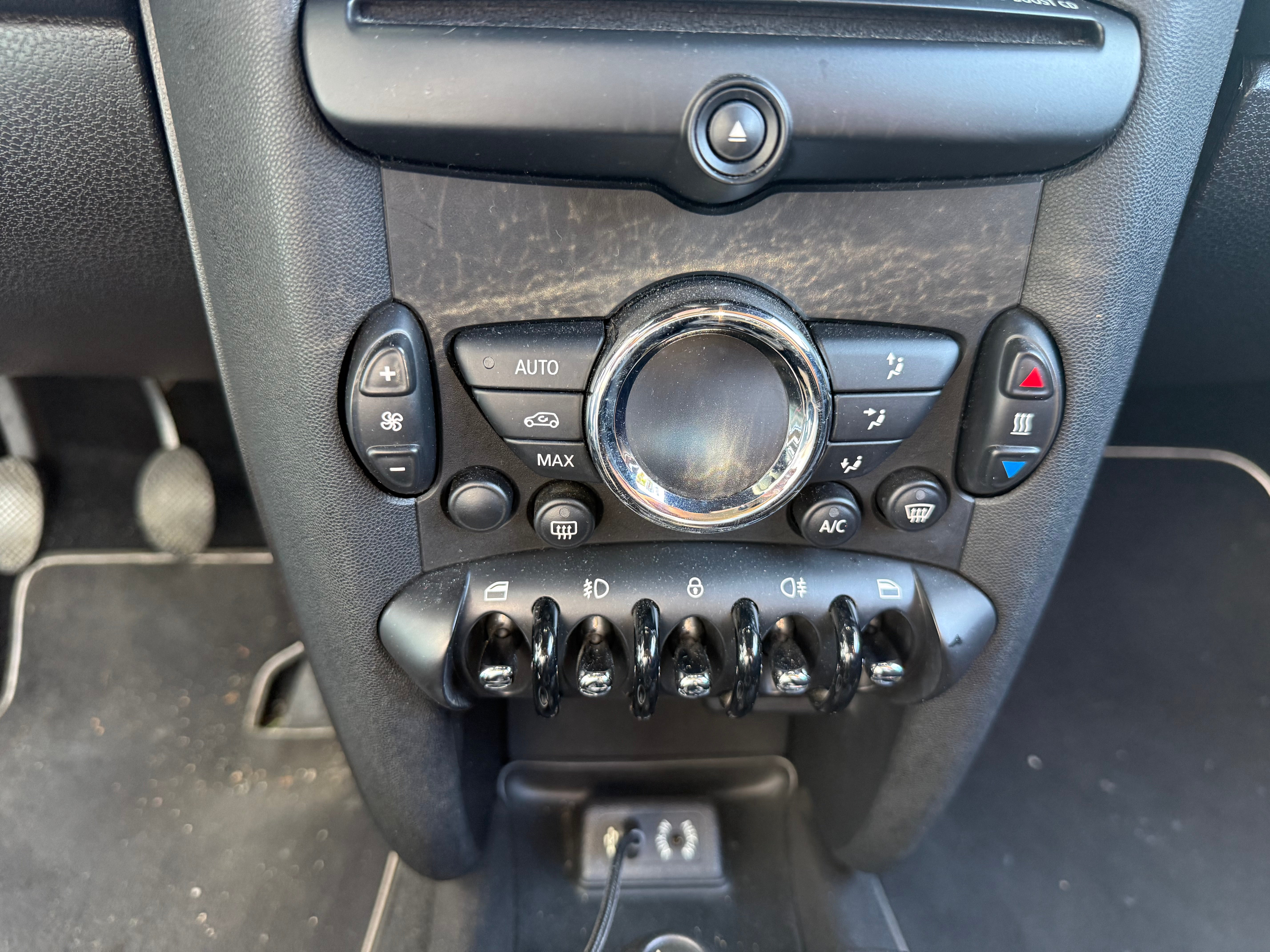 Mini MINI COOPER 1.6 120CH Mini MINI COOPER 1.6 120CH