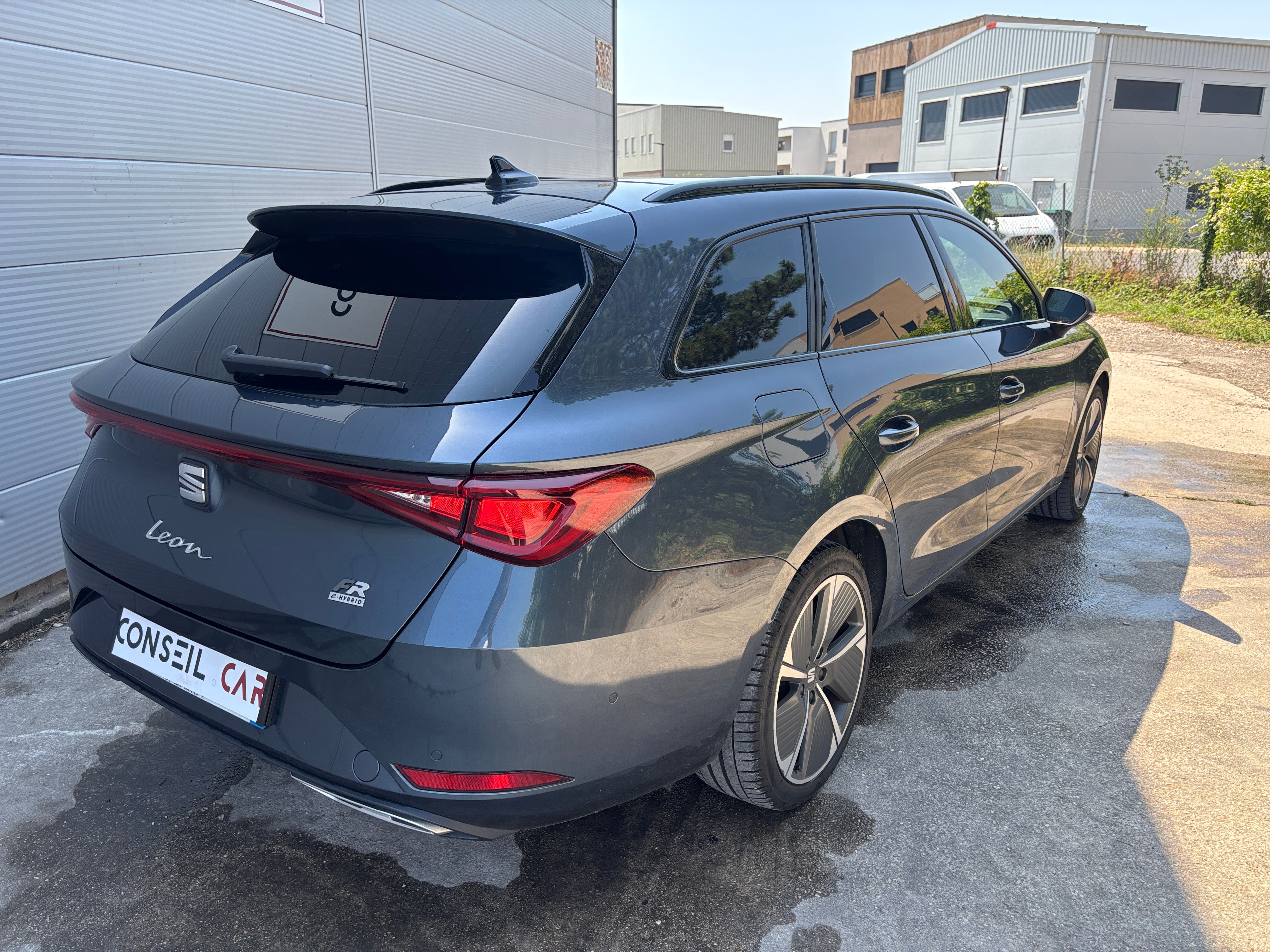 Seat Leon ST 1.4 E-Hybrid 204H 150 PHEV HYBRID 13KWH FR DSG BVA Seat Leon ST 1.4 E-Hybrid 204H 150 PHEV HYBRID 13KWH FR DSG BVA