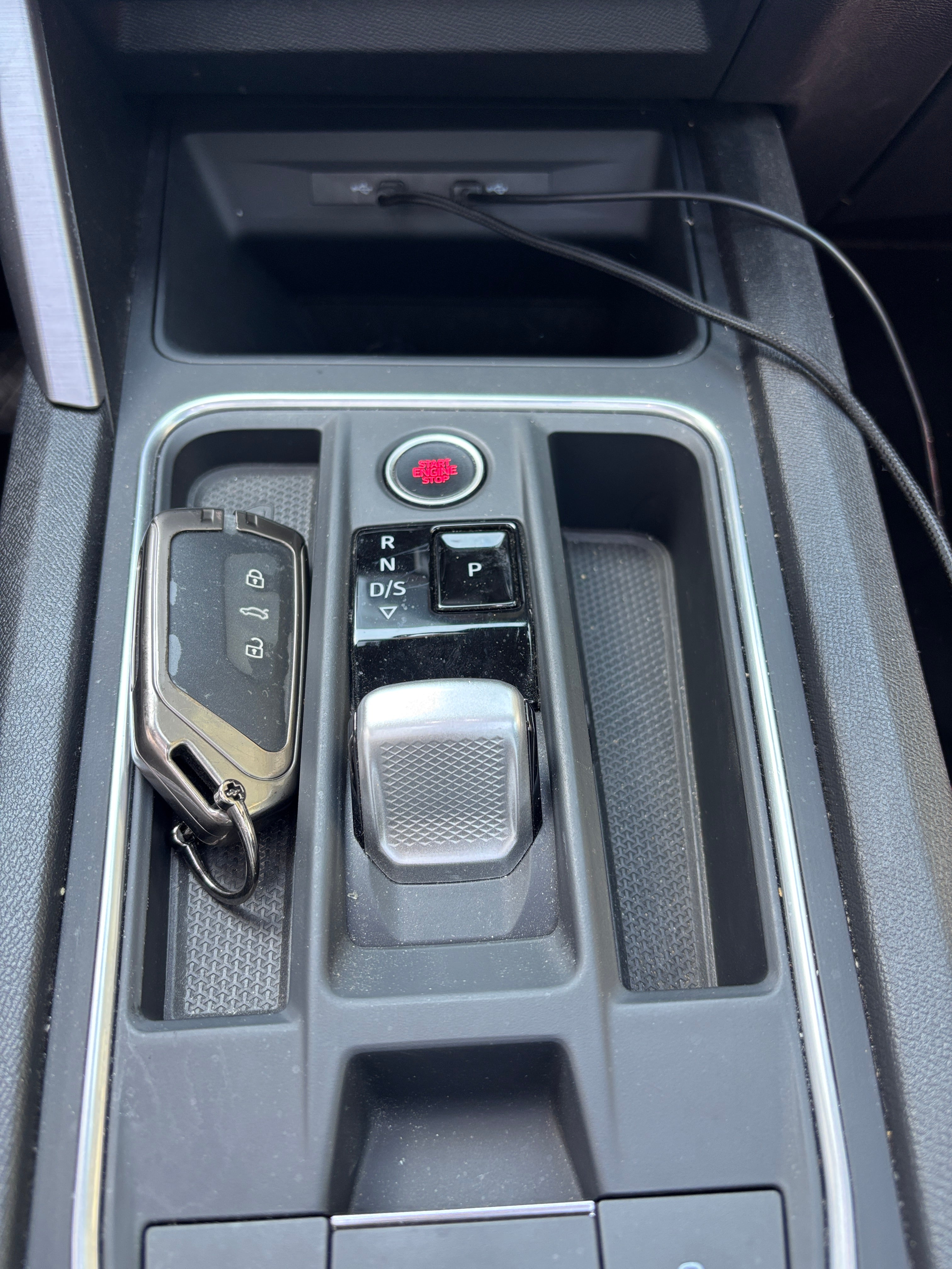 Seat Leon ST 1.4 E-Hybrid 204H 150 PHEV HYBRID 13KWH FR DSG BVA Seat Leon ST 1.4 E-Hybrid 204H 150 PHEV HYBRID 13KWH FR DSG BVA