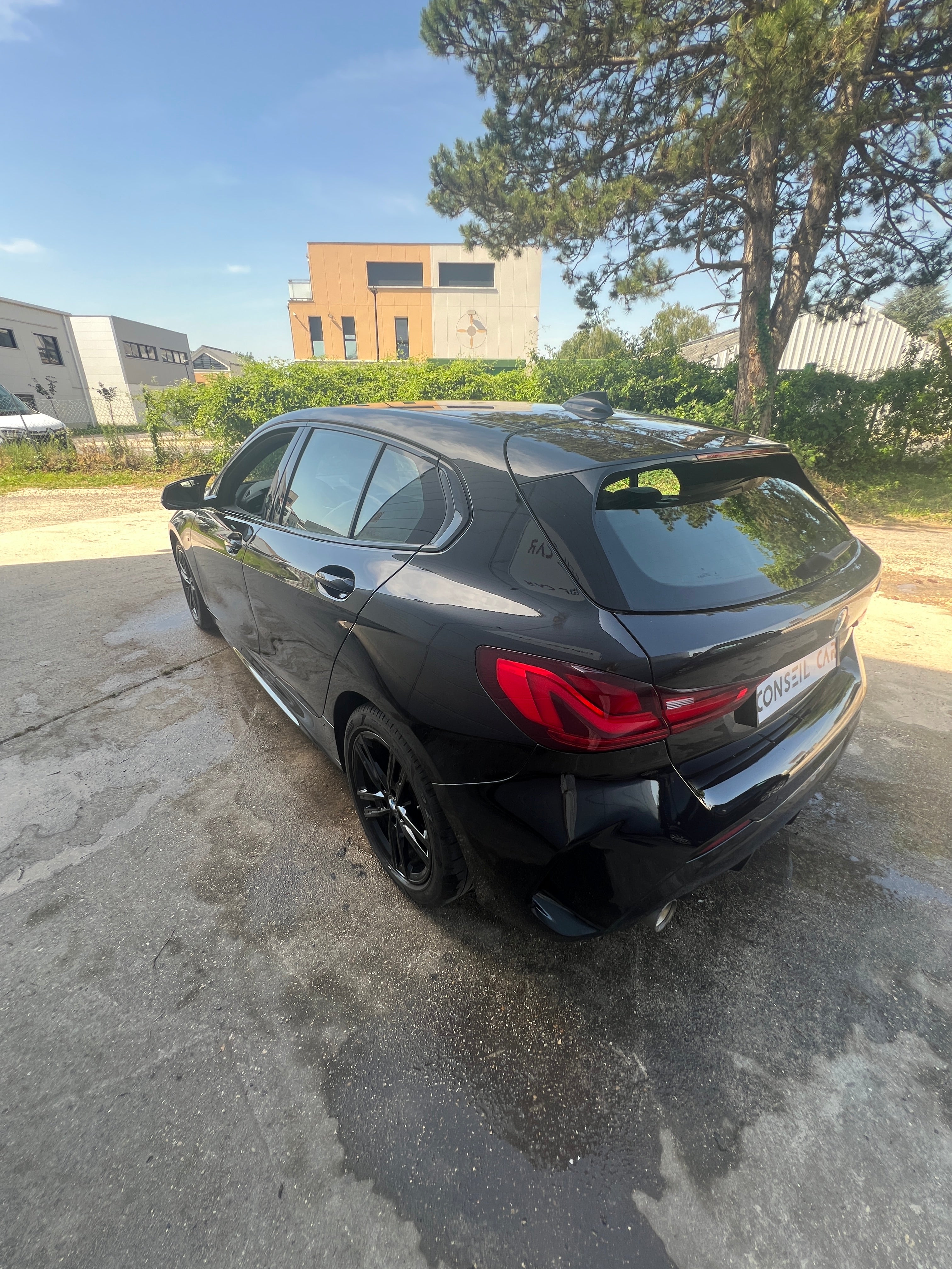 Bmw Serie 1 118i 1.5 DCT7 140cv Pack M FULL BLACK Bmw Serie 1 118i 1.5 DCT7 140cv Pack M FULL BLACK