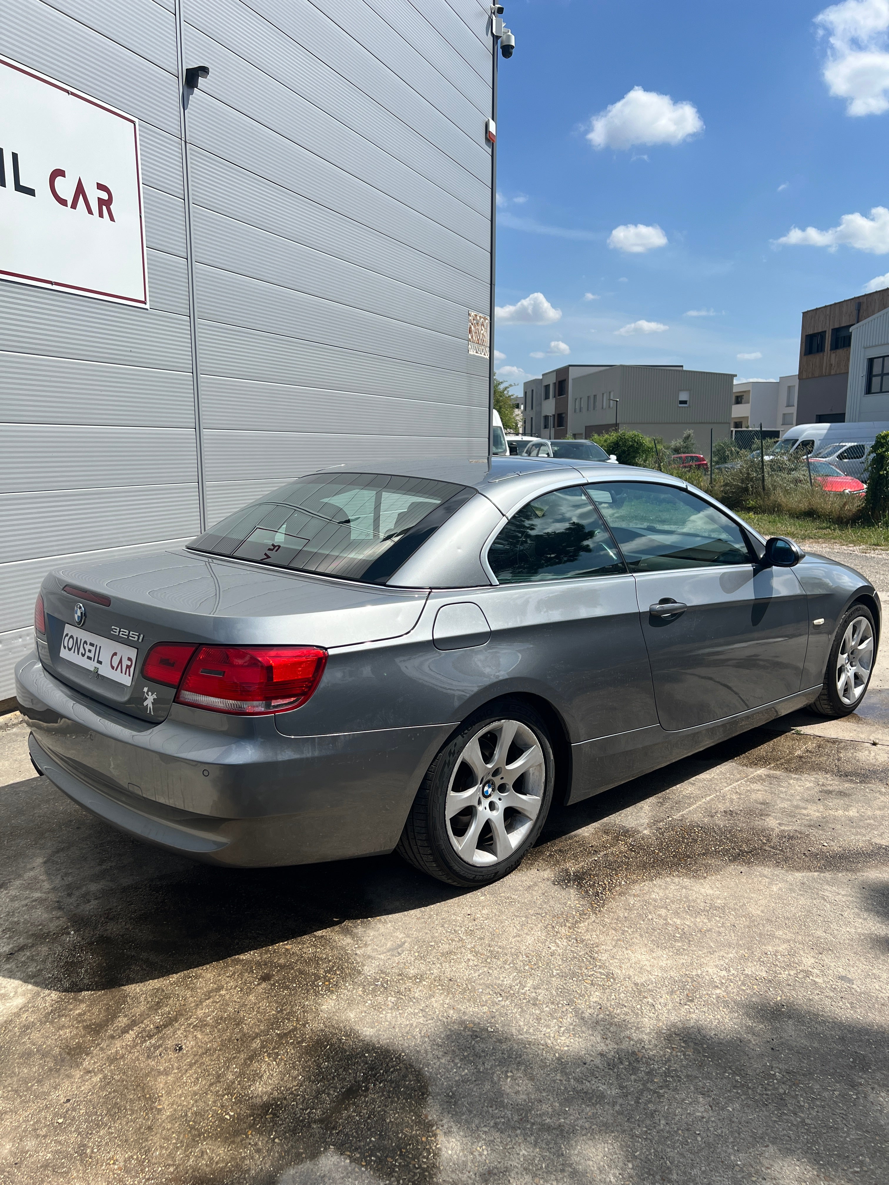 Bmw Série 3 E93 325I 220CH ZF6 Bmw Série 3 E93 325I 220CH ZF6