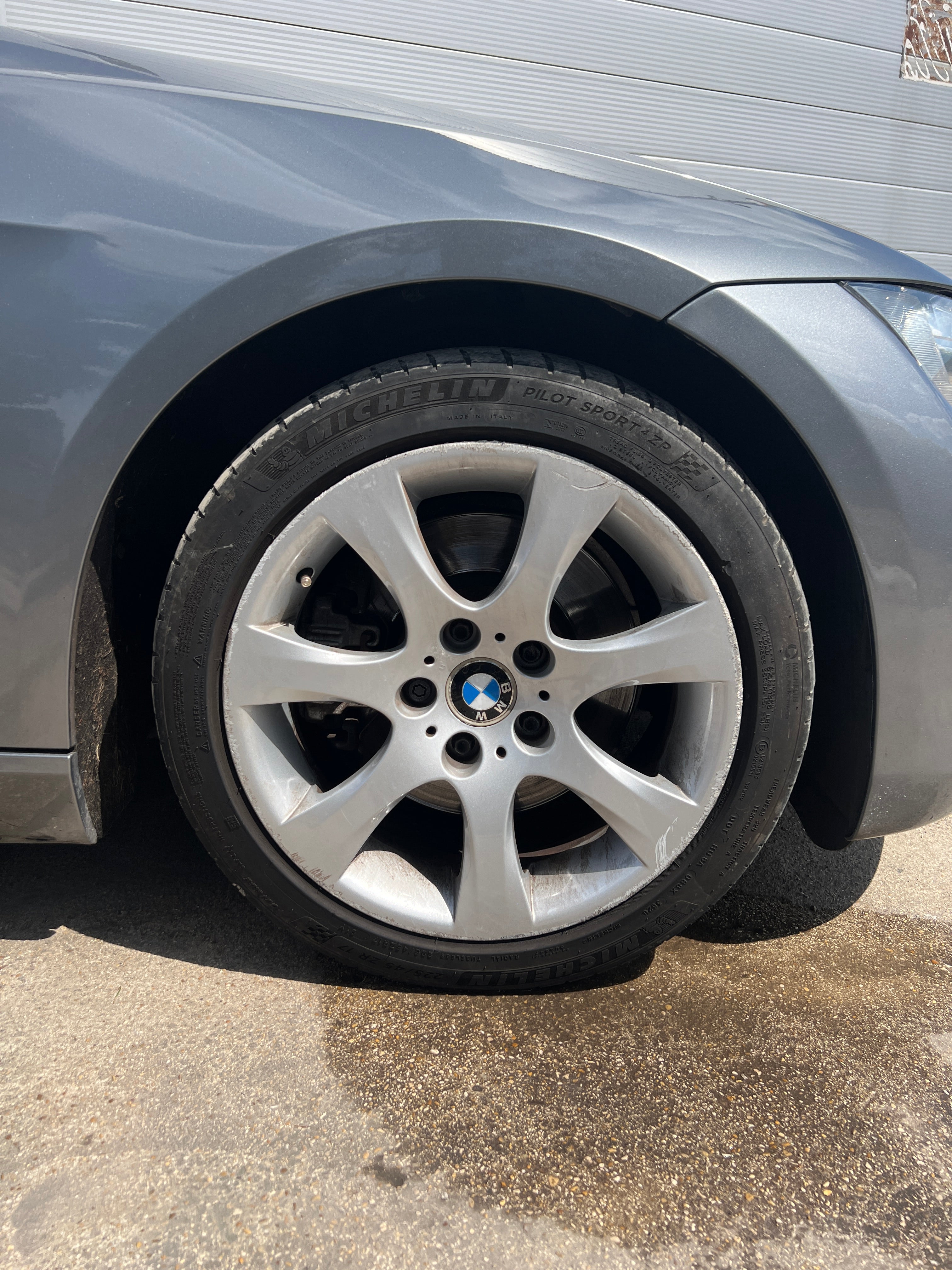 Bmw Série 3 E93 325I 220CH ZF6 Bmw Série 3 E93 325I 220CH ZF6