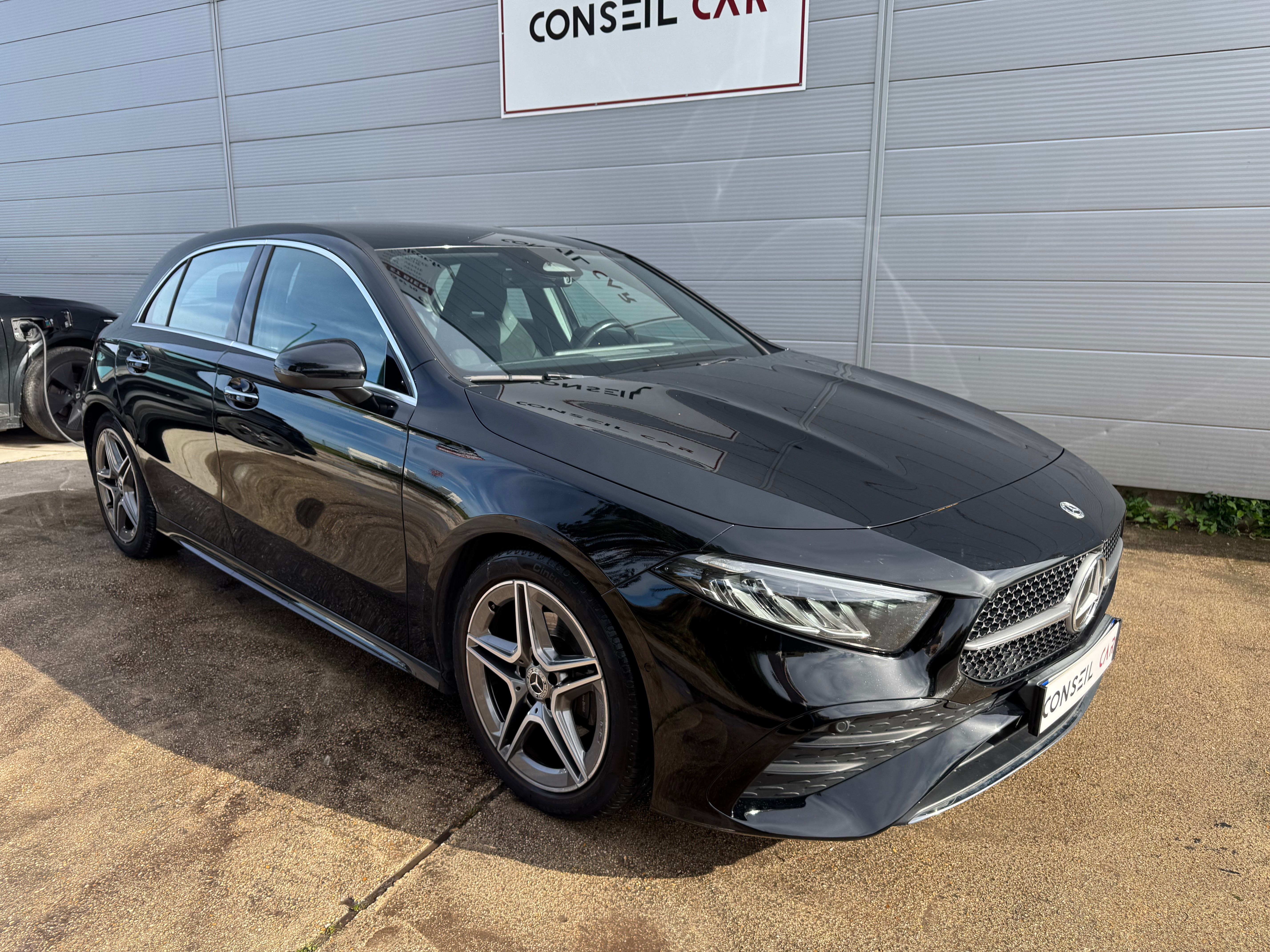 Mercedes Classe A 180 AMG LINE Mercedes Classe A 180 AMG LINE