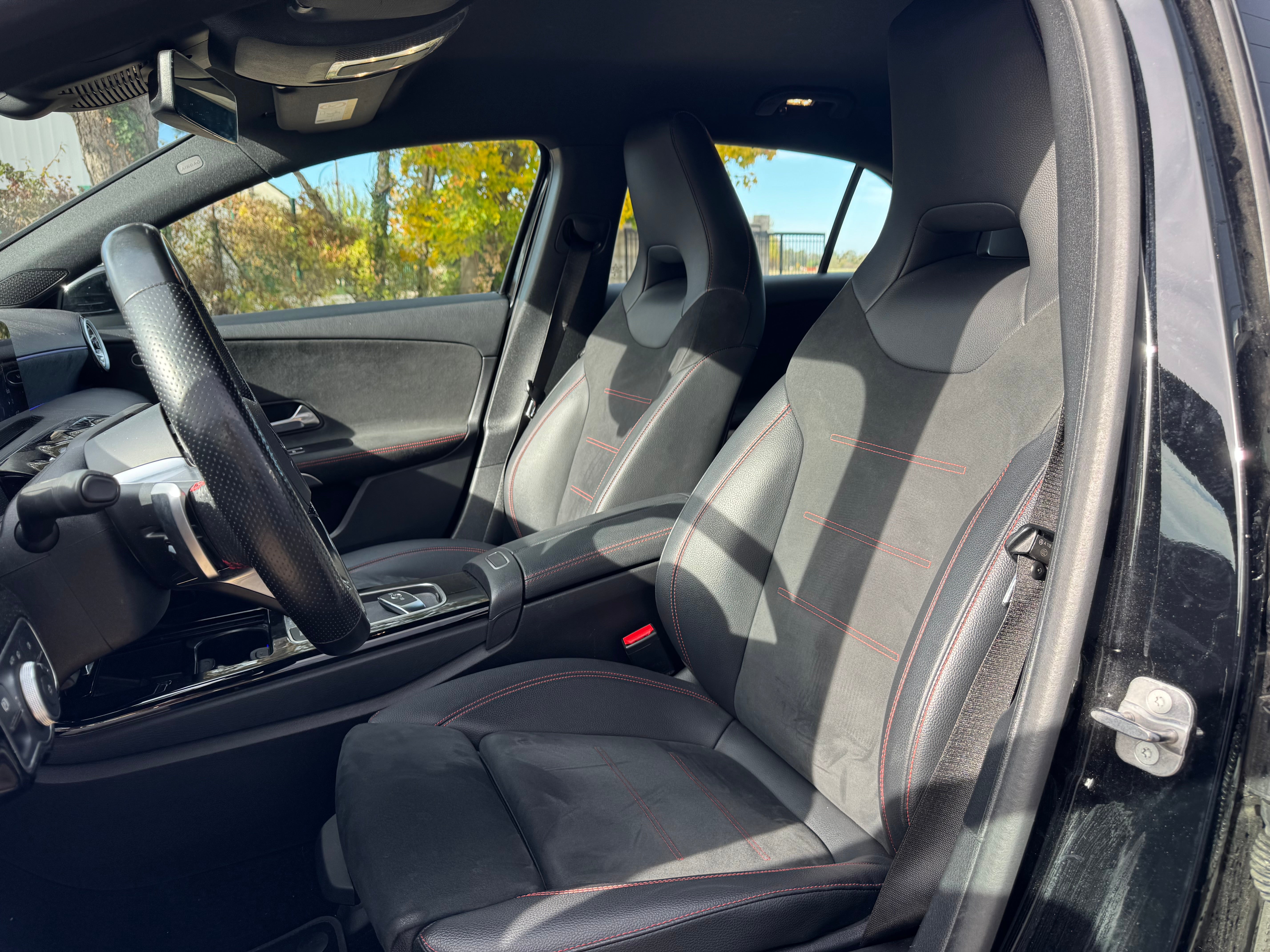 Mercedes Classe A 180 AMG LINE Mercedes Classe A 180 AMG LINE