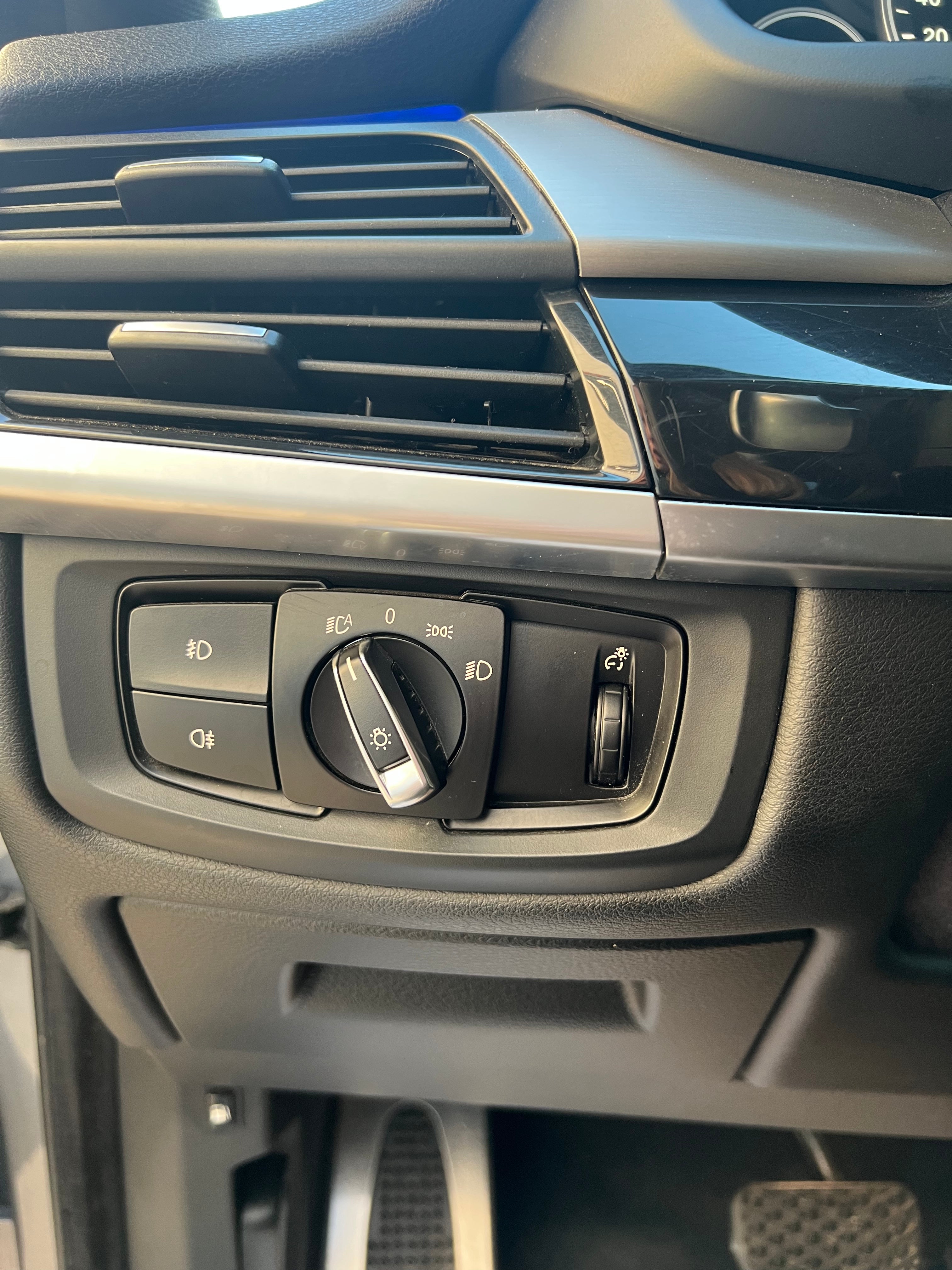 BMW X5 3.0 40E PACK M 313CH BMW X5 3.0 40E PACK M 313CH