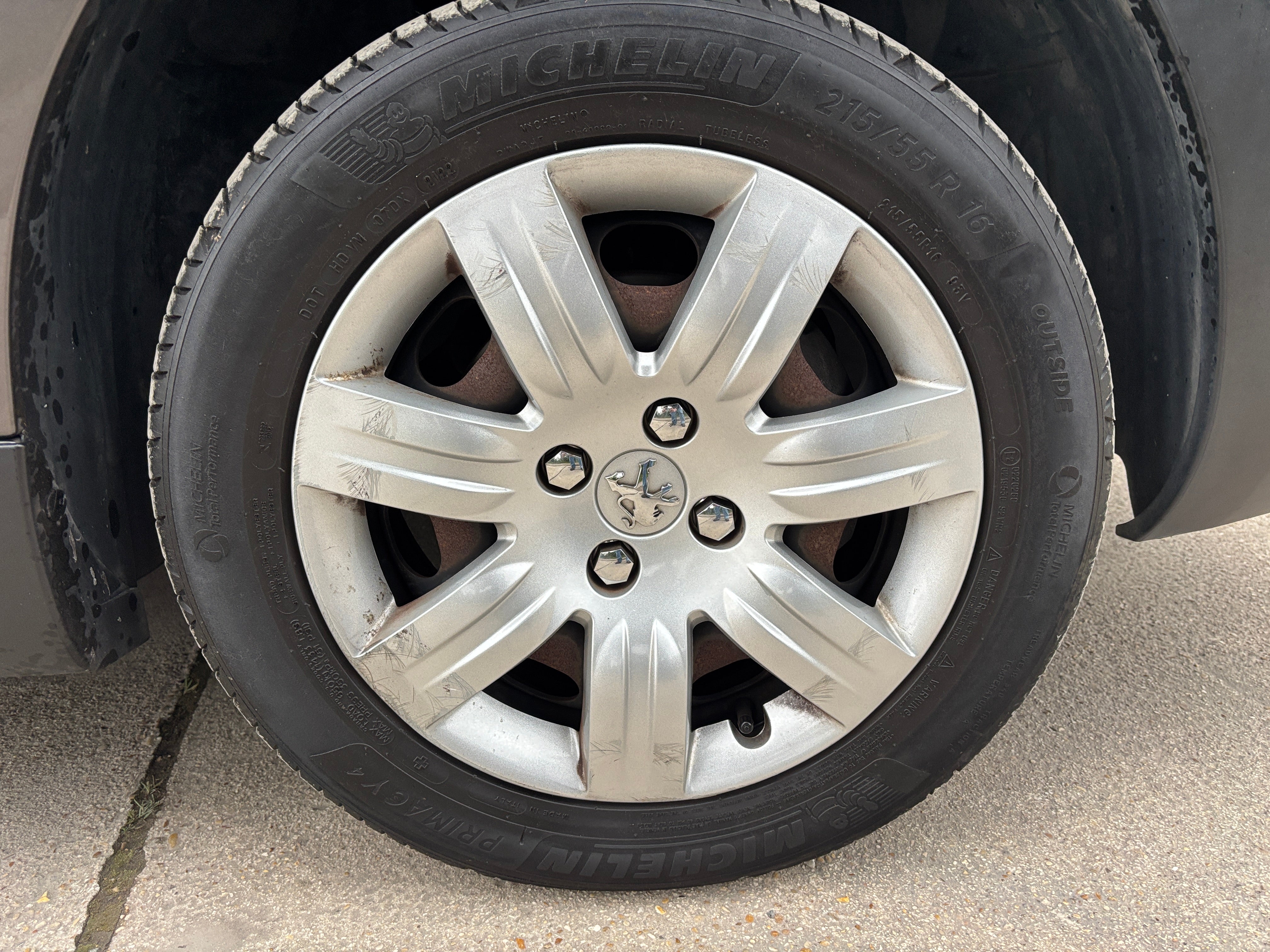 Peugeot Partner Teepee 1.2 PureTech 110CH Peugeot Partner Teepee 1.2 PureTech 110CH
