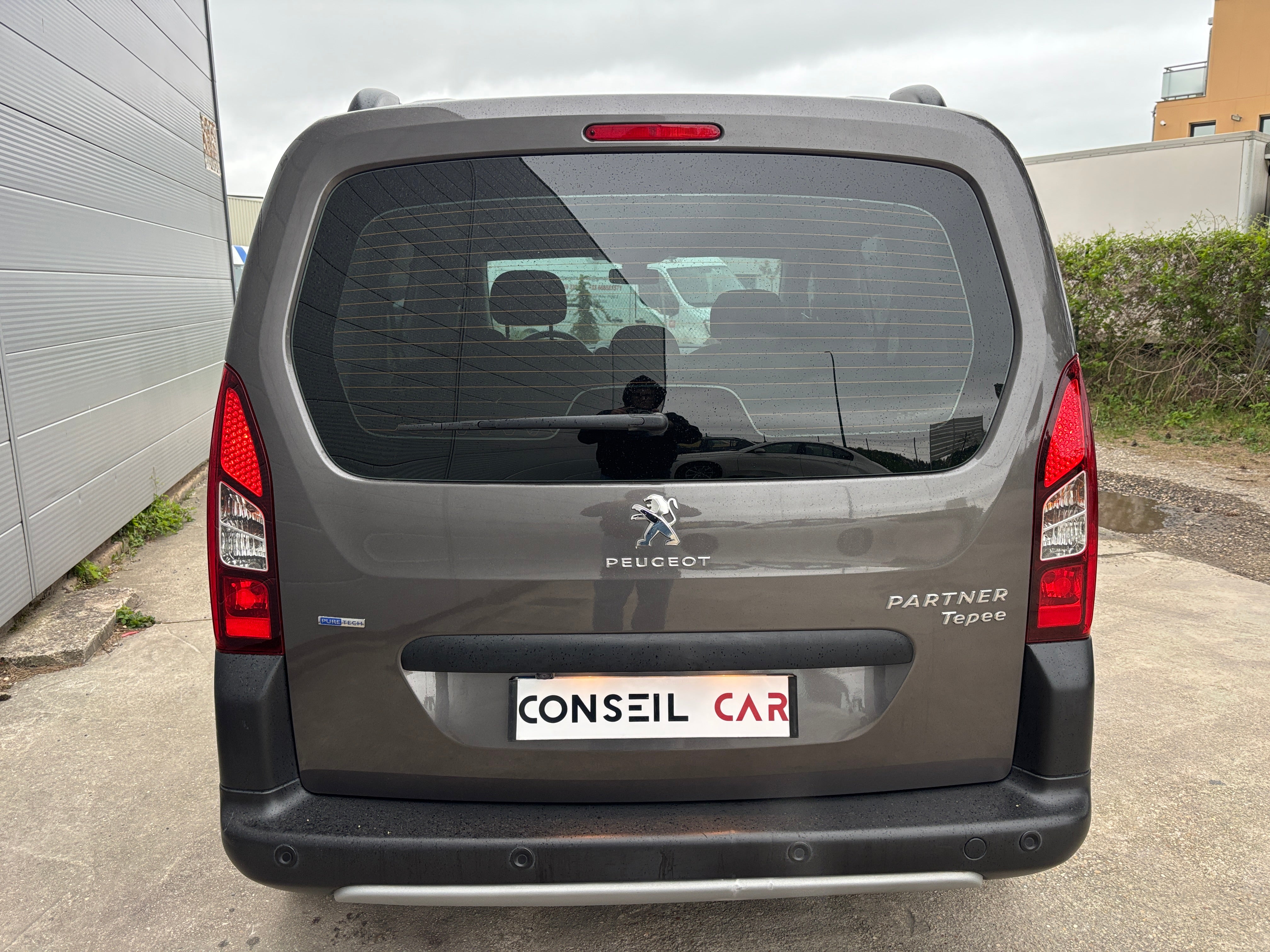 Peugeot Partner Teepee 1.2 PureTech 110CH Peugeot Partner Teepee 1.2 PureTech 110CH