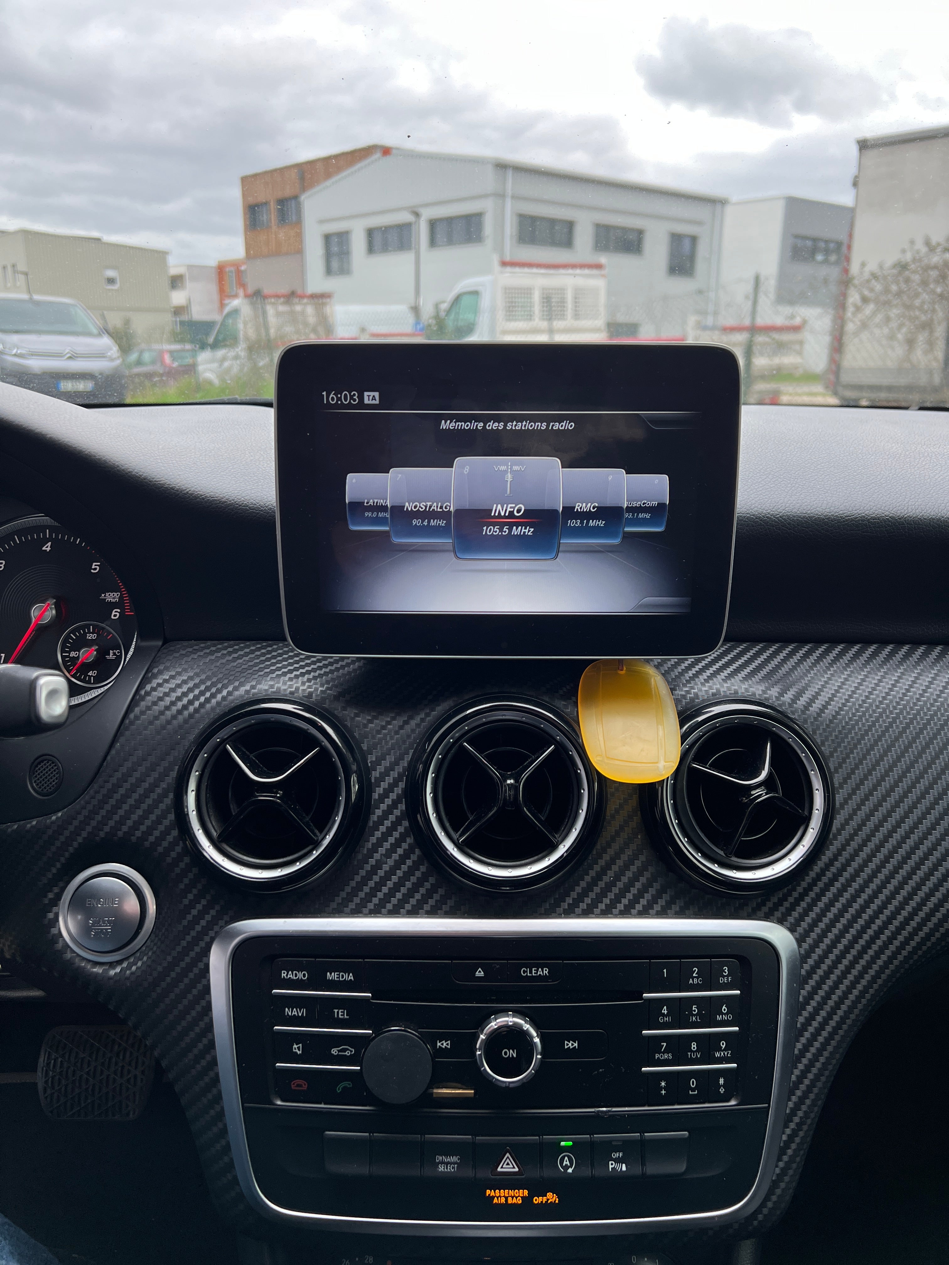 Mercedes GLA 200 CDI Mercedes GLA 200 CDI