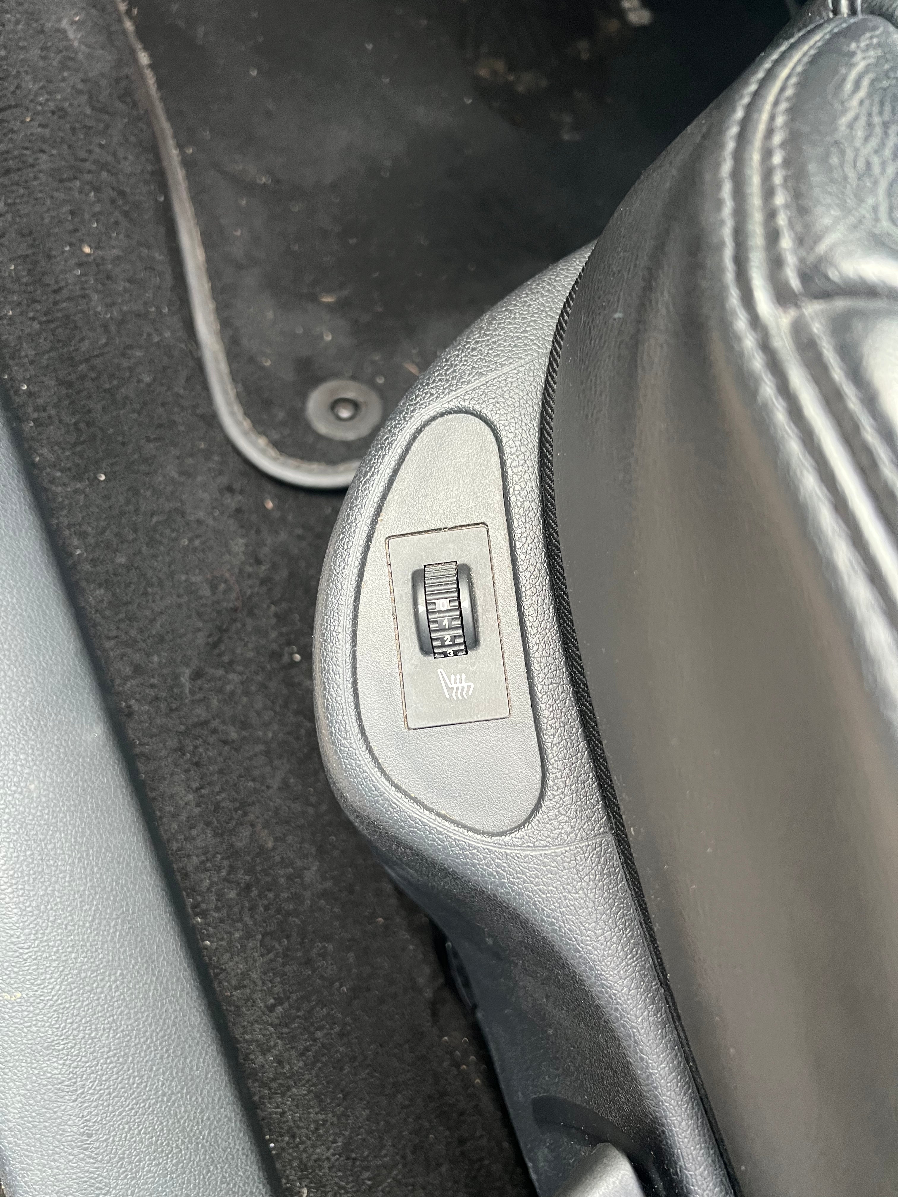 Peugeot 308CC 2.0 HDI 136 Féline Peugeot 308CC 2.0 HDI 136 Féline