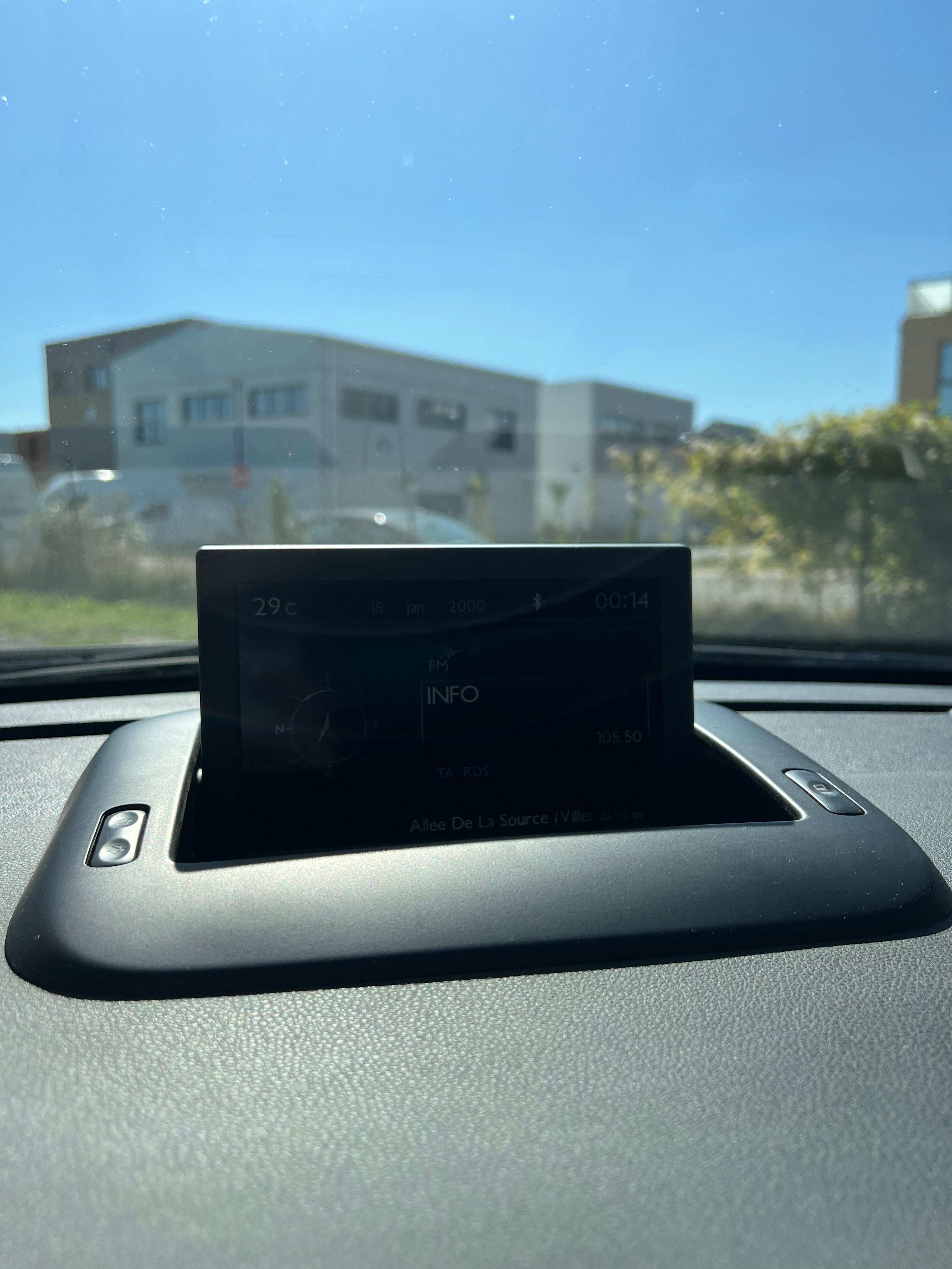 Peugeot 5008 1.6 HDi ALLURE Peugeot 5008 1.6 HDi ALLURE