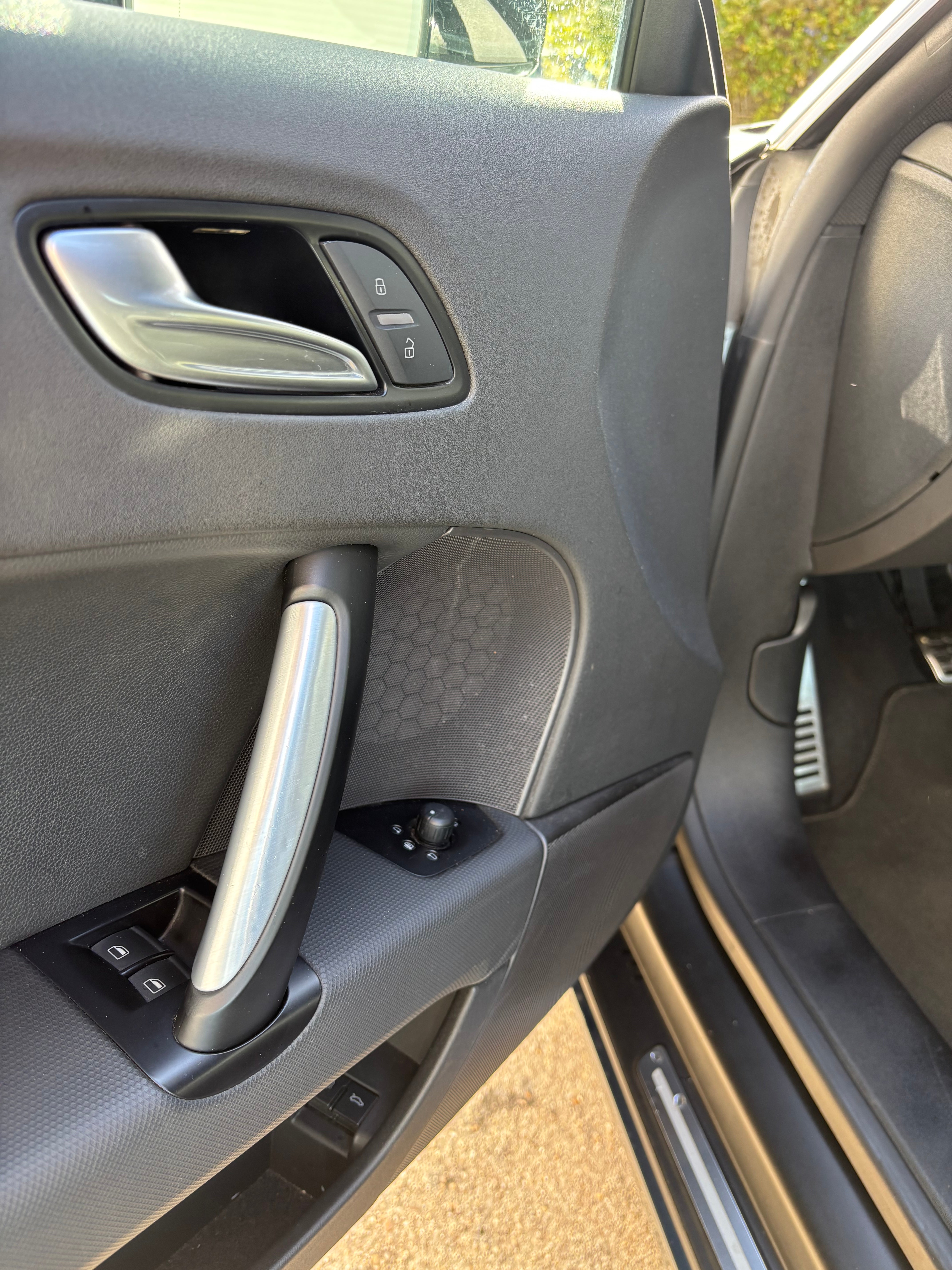 Audi TT 1.8 I Turbo Roadster 160cv Audi TT 1.8 I Turbo Roadster 160cv