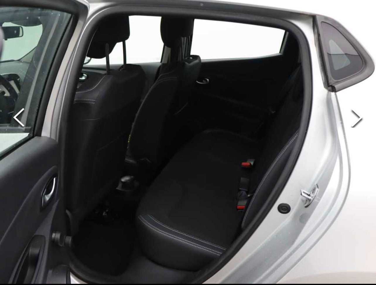 Renault Clio- Diesel - manuelle - 1.5 DCI 75 cv (#110) Renault Clio- Diesel - manuelle - 1.5 DCI 75 cv (#110)