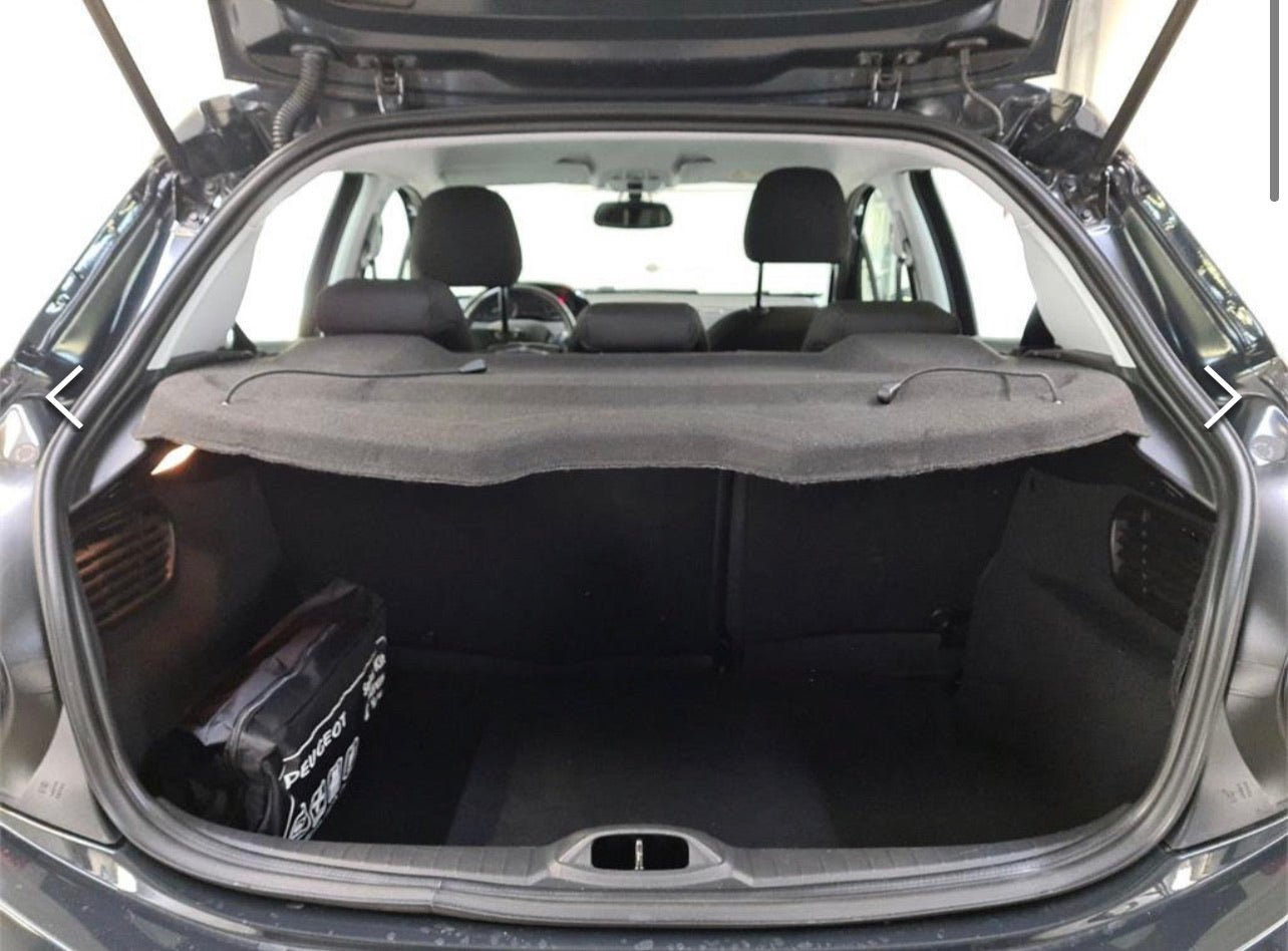 Peugeot 208 - Essence - auto - 1.2 PureTech 110 cv (#107) Peugeot 208 - Essence - auto - 1.2 PureTech 110 cv (#107)