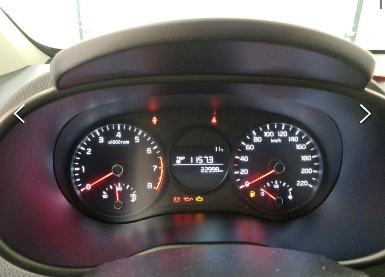 Kia Picanto - Essence - manuelle - 1.0 67 cv (#109) Kia Picanto - Essence - manuelle - 1.0 67 cv (#109)