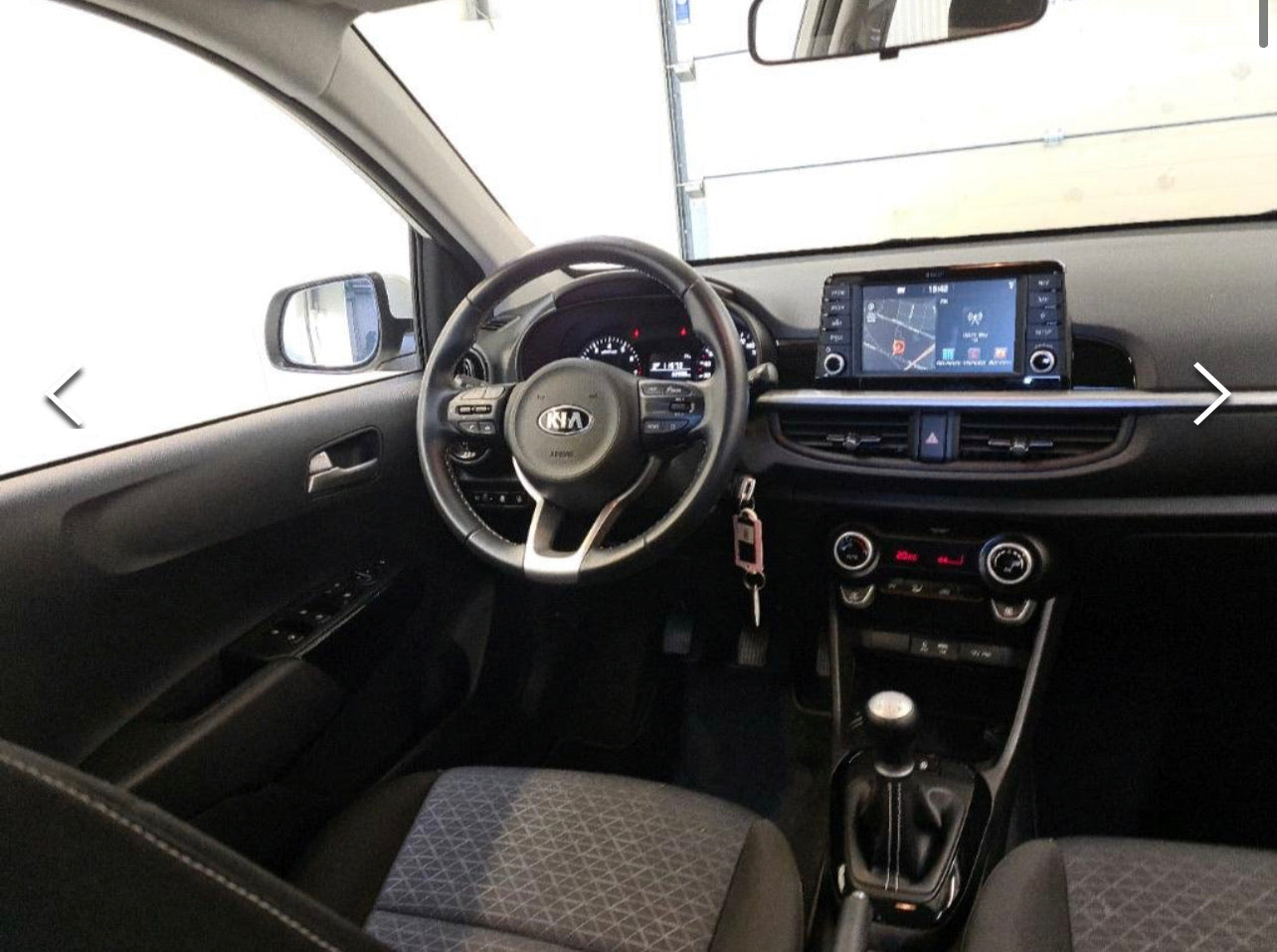 Kia Picanto - Essence - manuelle - 1.0 67 cv (#109) Kia Picanto - Essence - manuelle - 1.0 67 cv (#109)