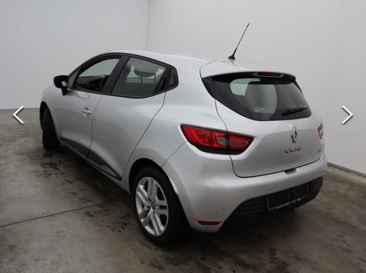 Renault Clio- Diesel - manuelle - 1.5 DCI 75 cv (#110) Renault Clio- Diesel - manuelle - 1.5 DCI 75 cv (#110)