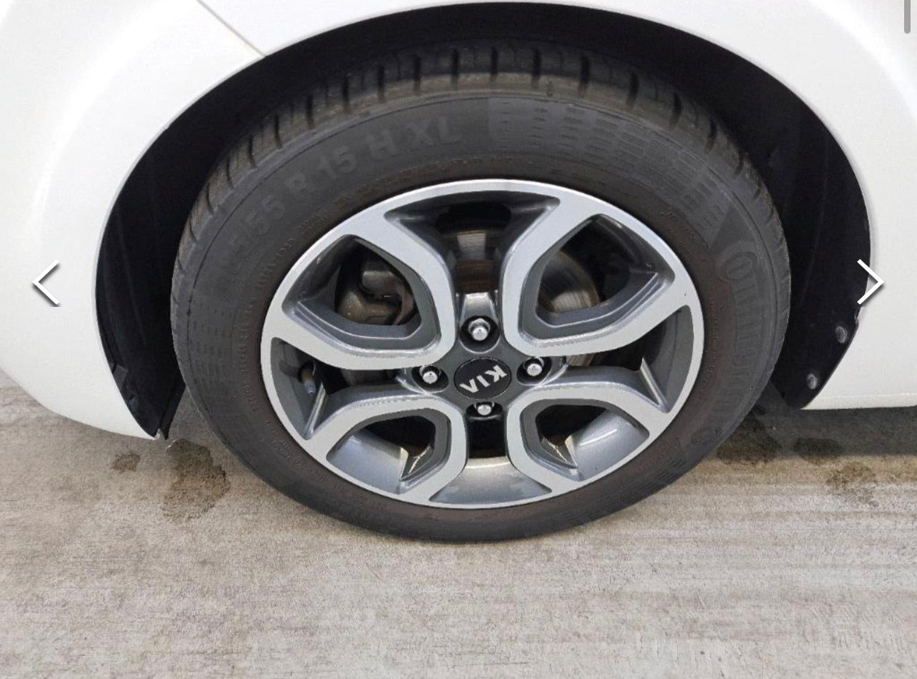 Kia Picanto - Essence - manuelle - 1.0 67 cv (#109) Kia Picanto - Essence - manuelle - 1.0 67 cv (#109)