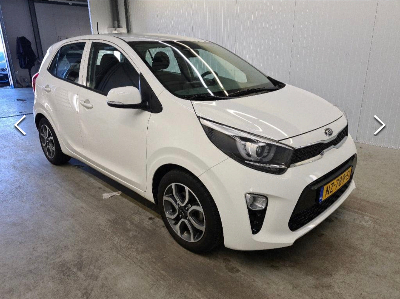 Kia Picanto - Essence - manuelle - 1.0 67 cv (#109) Kia Picanto - Essence - manuelle - 1.0 67 cv (#109)