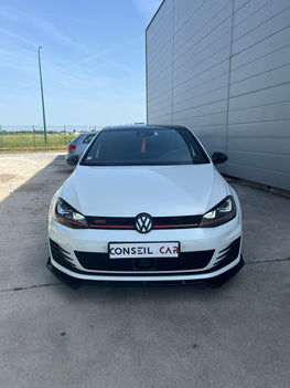 Volkswagen Golf GTI 2.0 TSI 220 BLUEMOTION