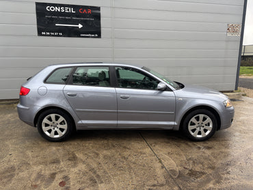 Audi A3 1.6 FSI 115CH