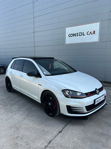 Volkswagen Golf GTI 2.0 TSI 220 BLUEMOTION
