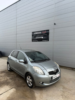 Toyota Yaris 1.3 VVTi 87 cv