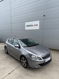 Peugeot 308 GENERATION-II 1.2 PURETECH 110 STYLE