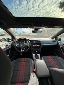 Volkswagen Golf 7.5 GTI TCR 2.0 290 DSG7