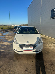 Peugeot 208 GTI 200cv