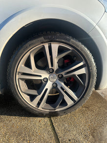 Peugeot 208 GTI 200cv