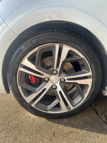 Peugeot 208 GTI 200cv