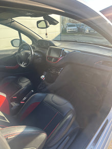Peugeot 208 GTI 200cv