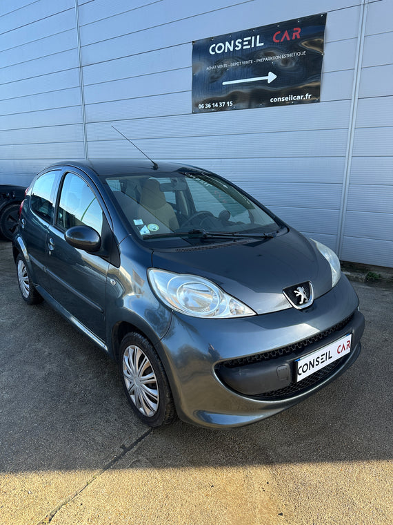 Peugeot 107 1.0 2-Tronic 68cv