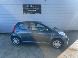 Peugeot 107 1.0 2-Tronic 68cv