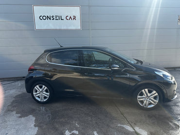 Peugeot 208 1.2 PureTech 110CH